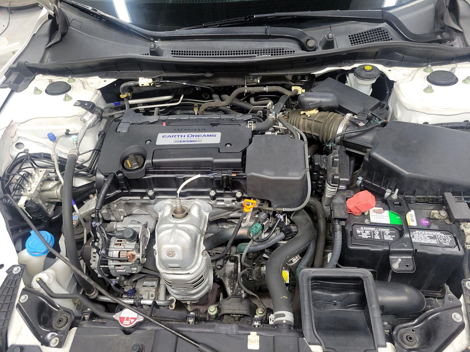 Thumbnail: 2015 Honda Accord - 19