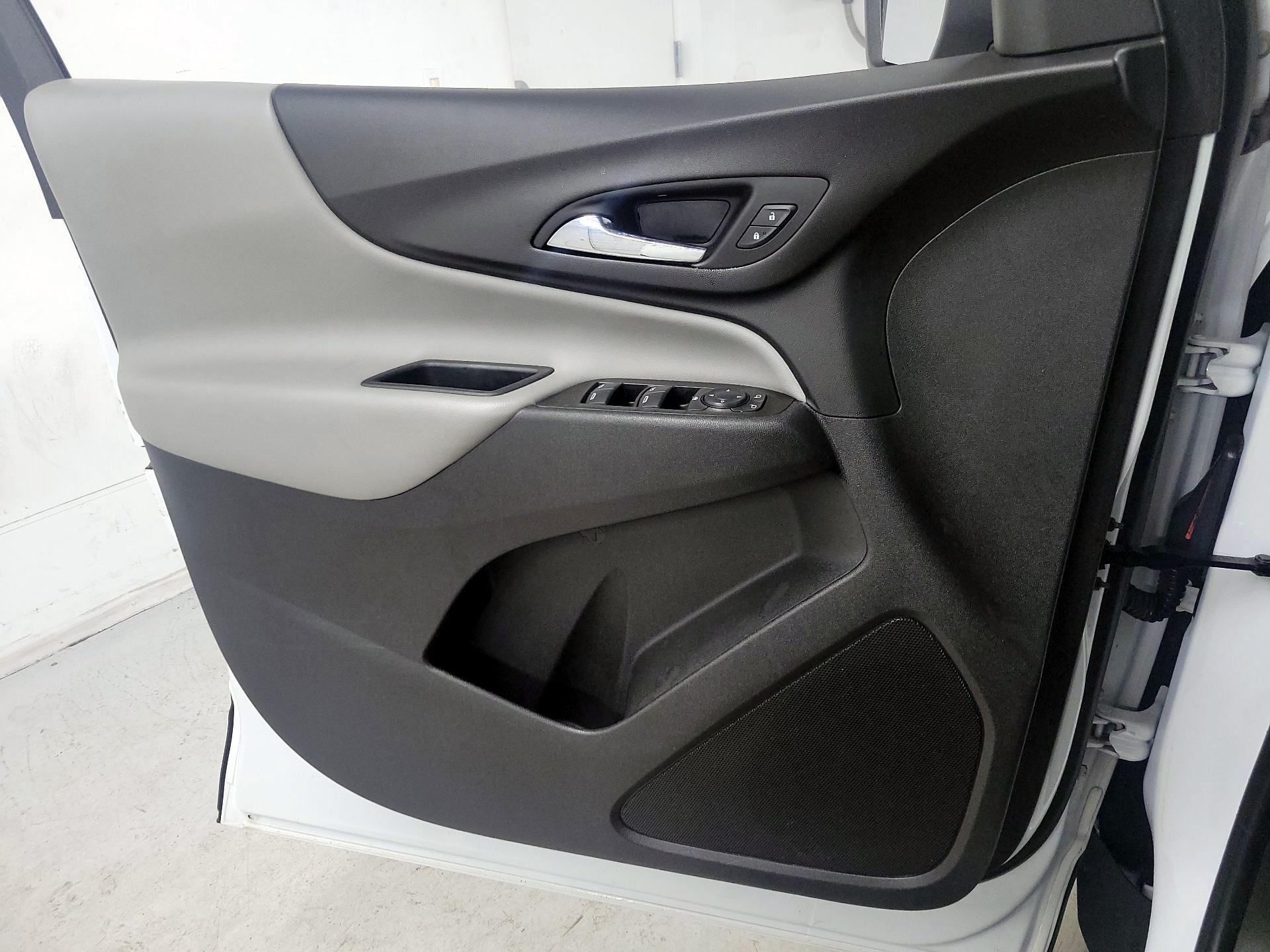 Thumbnail: 2021 Chevrolet Equinox - 12