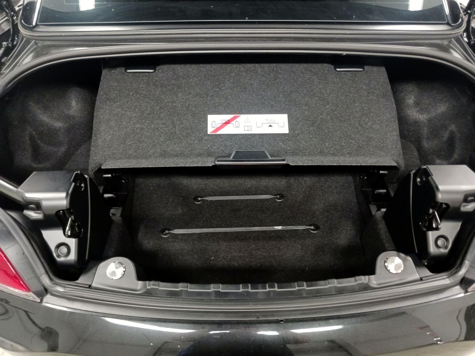 Thumbnail: 2016 BMW Z4 - 14