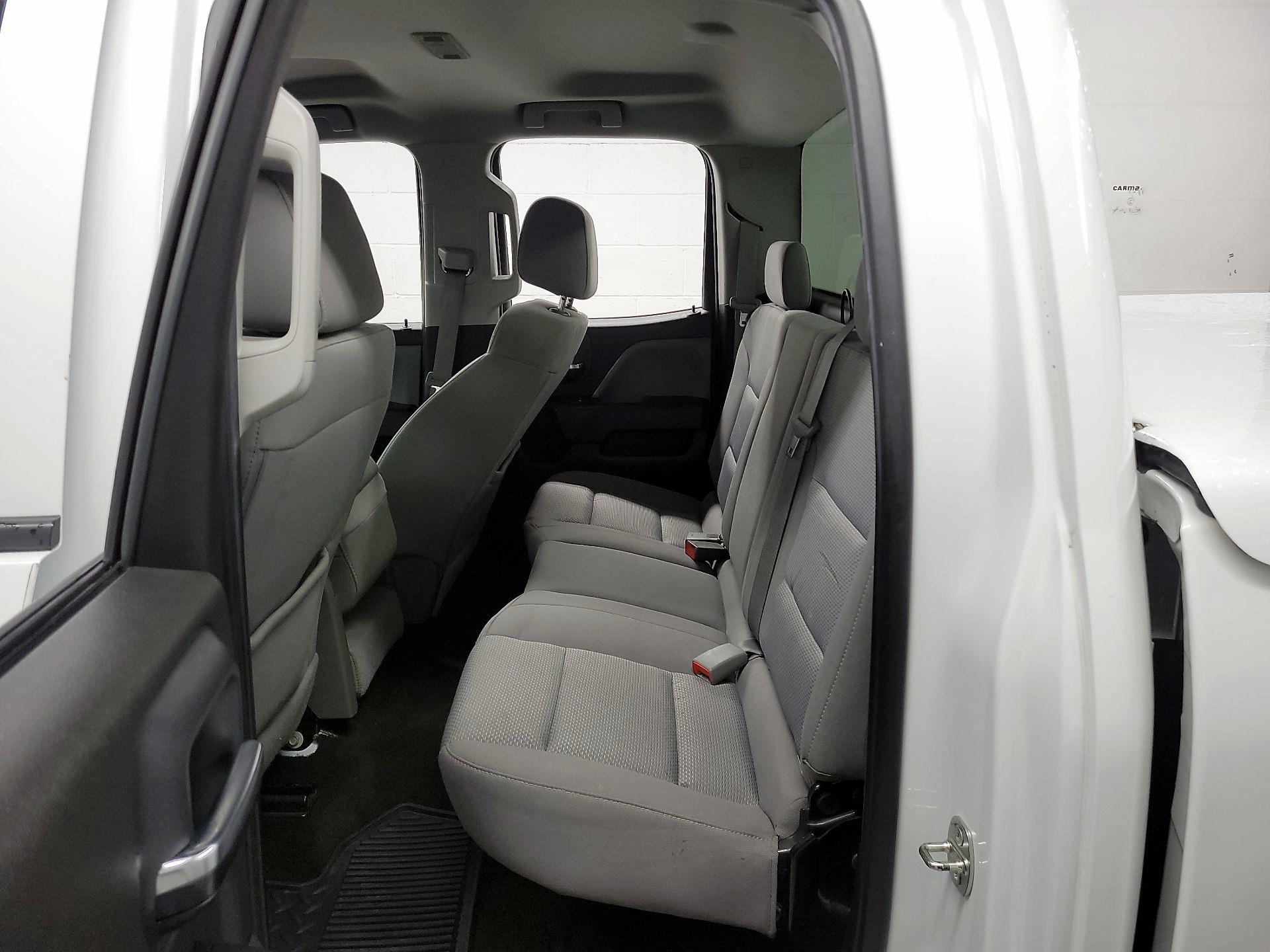 Thumbnail: 2016 Chevrolet Silverado 1500 - 18