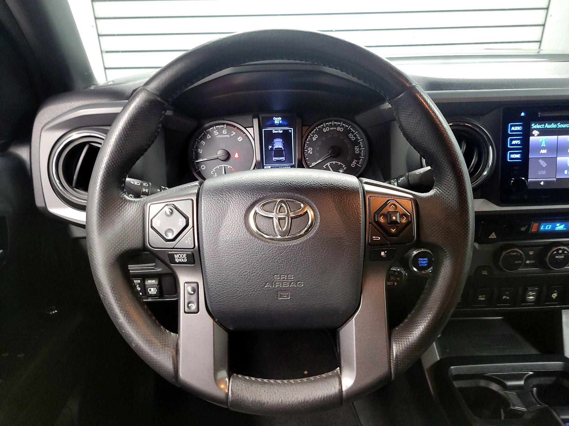 Thumbnail: 2017 Toyota Tacoma - 10