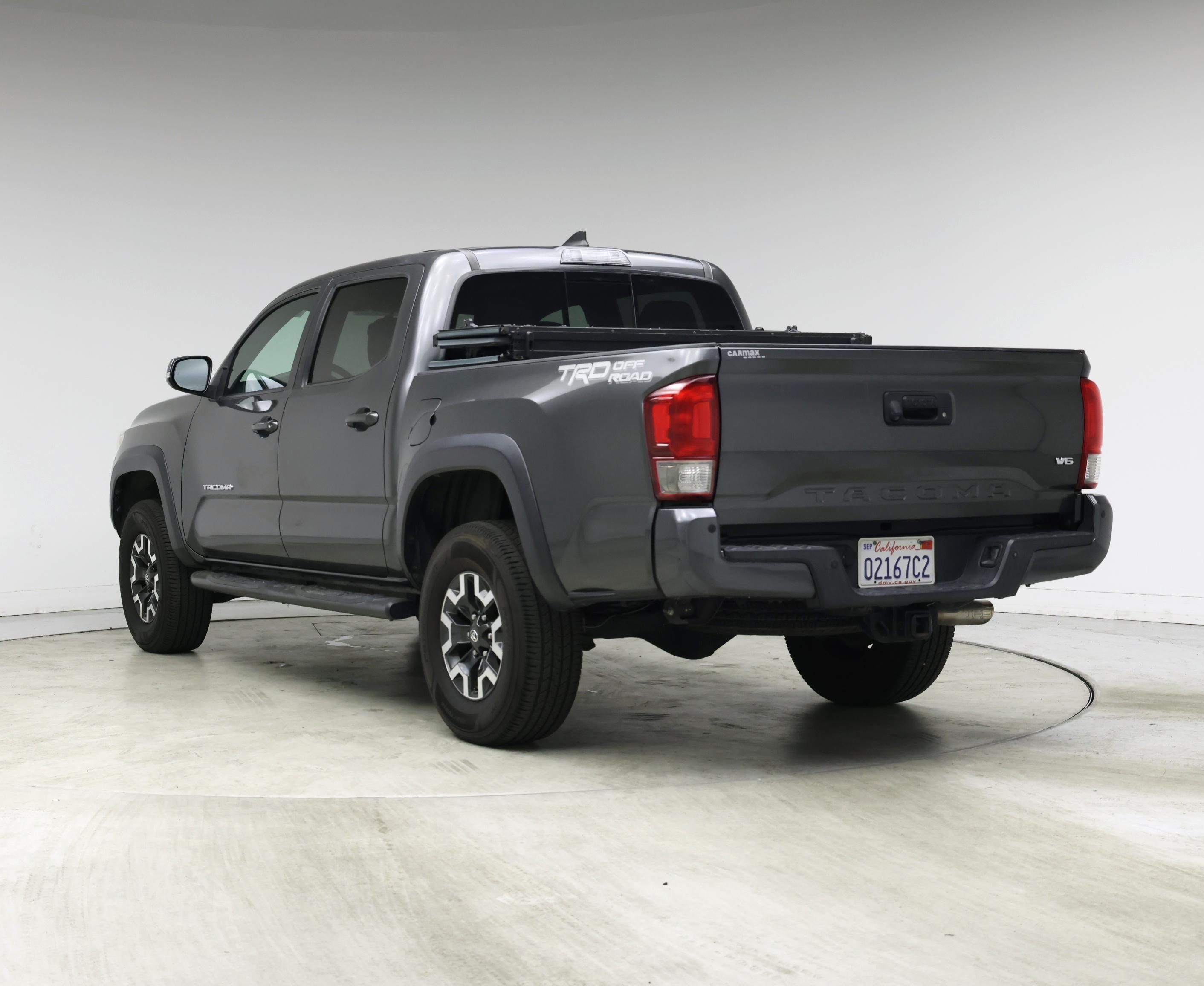 Thumbnail: 2017 Toyota Tacoma - 2