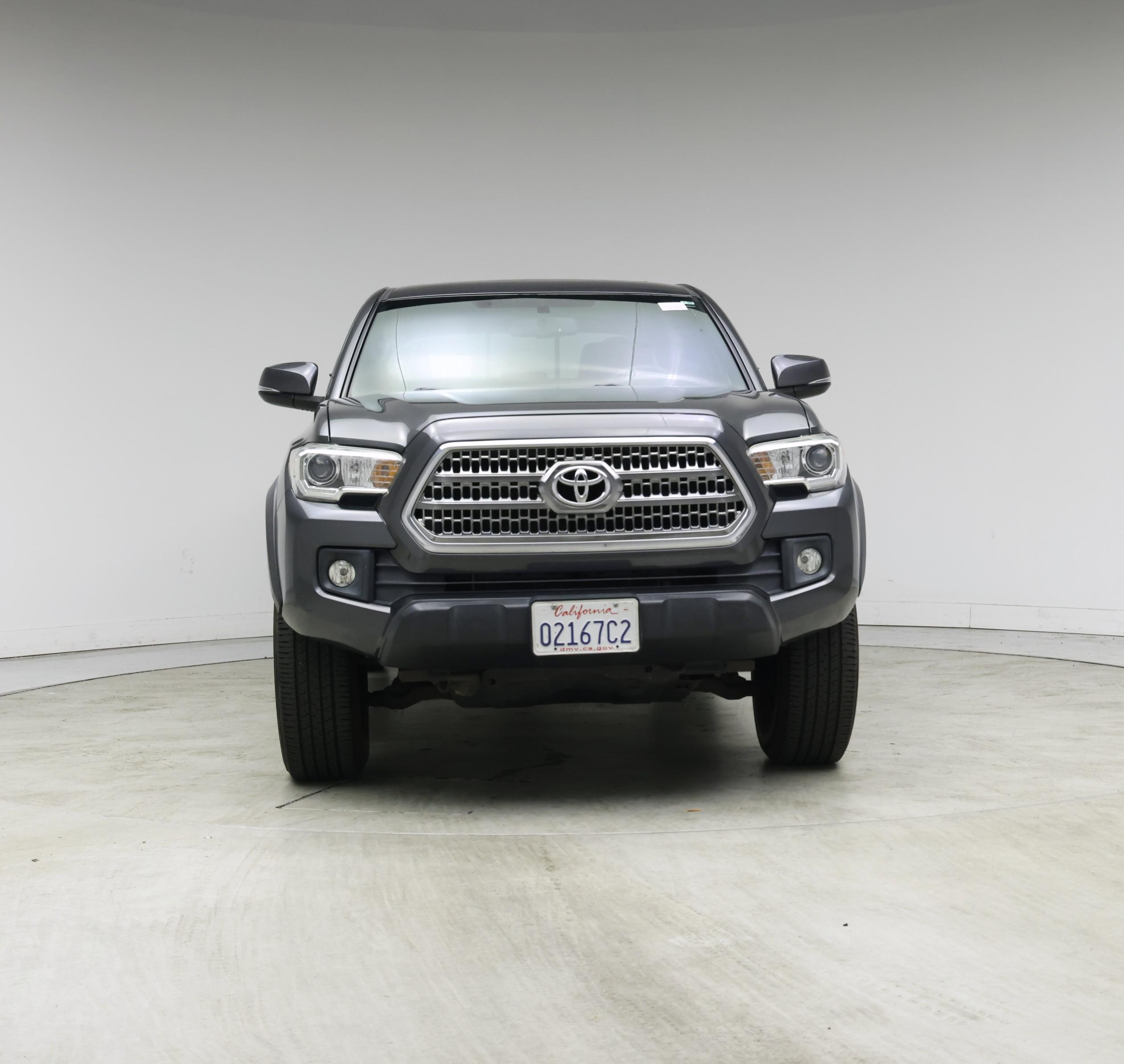 Thumbnail: 2017 Toyota Tacoma - 5