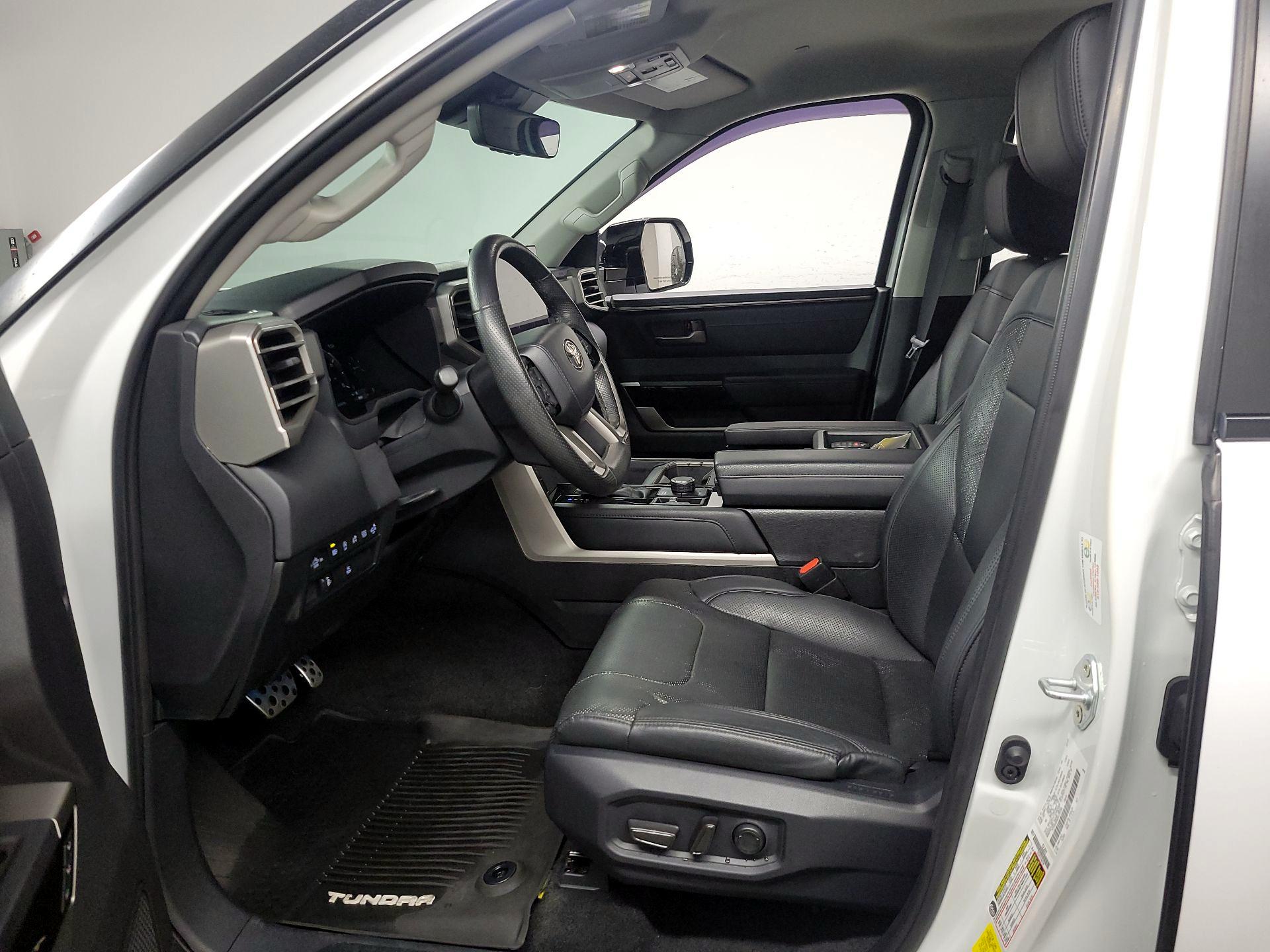 Thumbnail: 2024 Toyota Tundra - 11