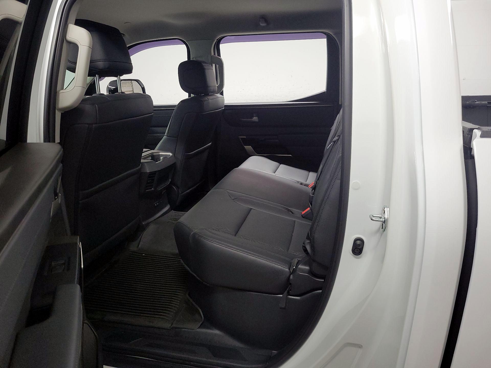 Thumbnail: 2024 Toyota Tundra - 19