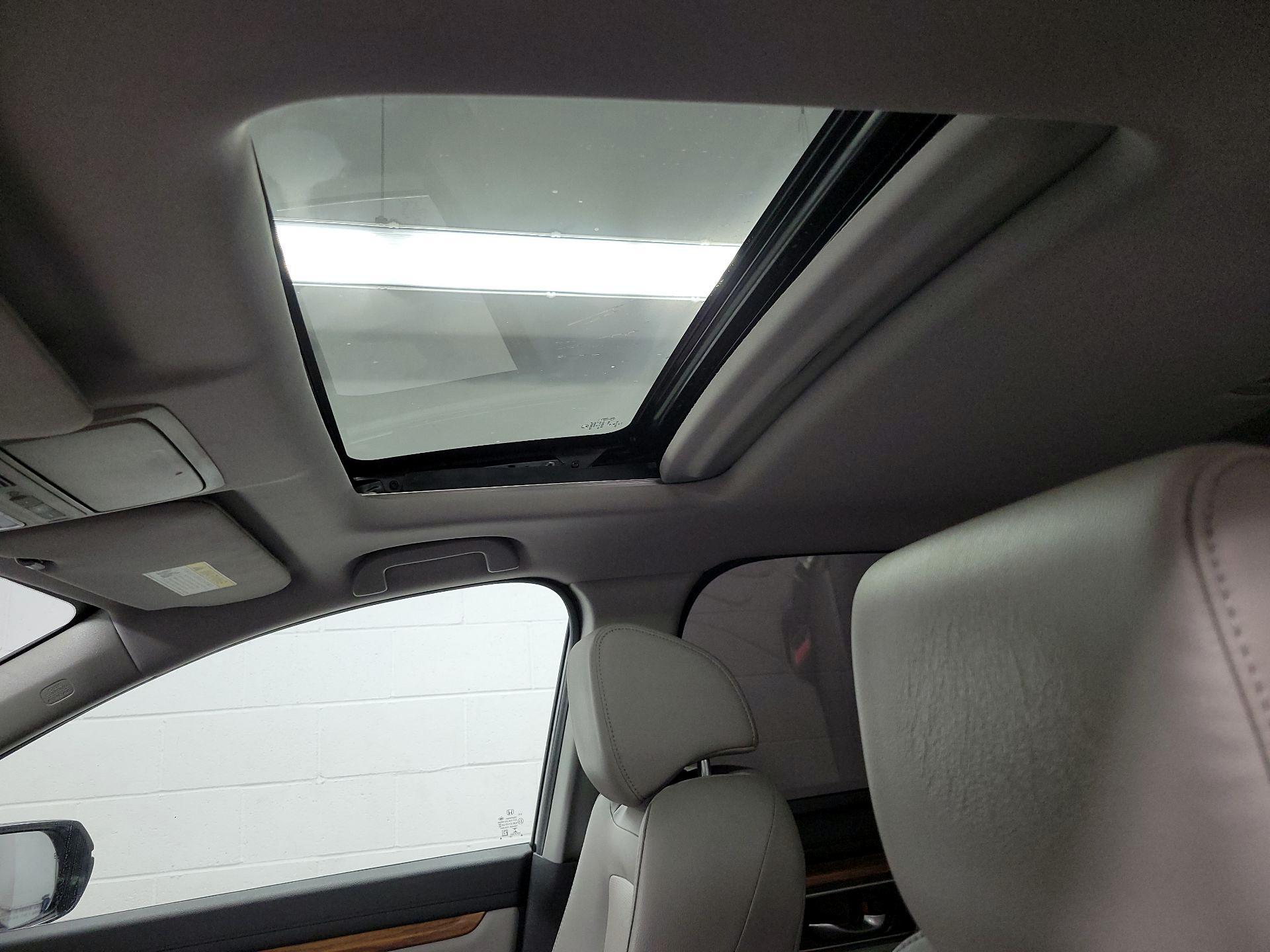 Thumbnail: 2019 Honda CR-V - 20