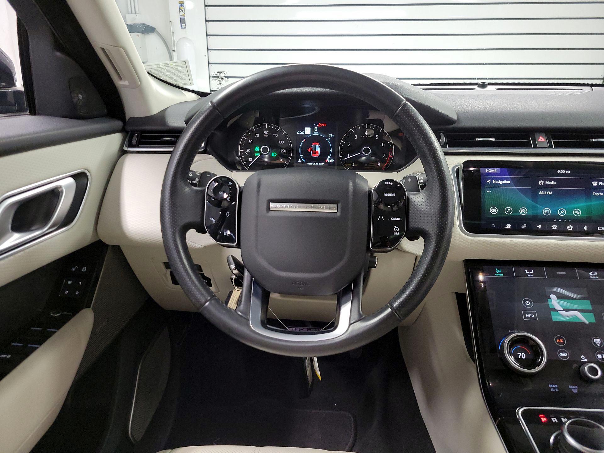 Thumbnail: 2020 Land Rover Range Rover Velar - 10