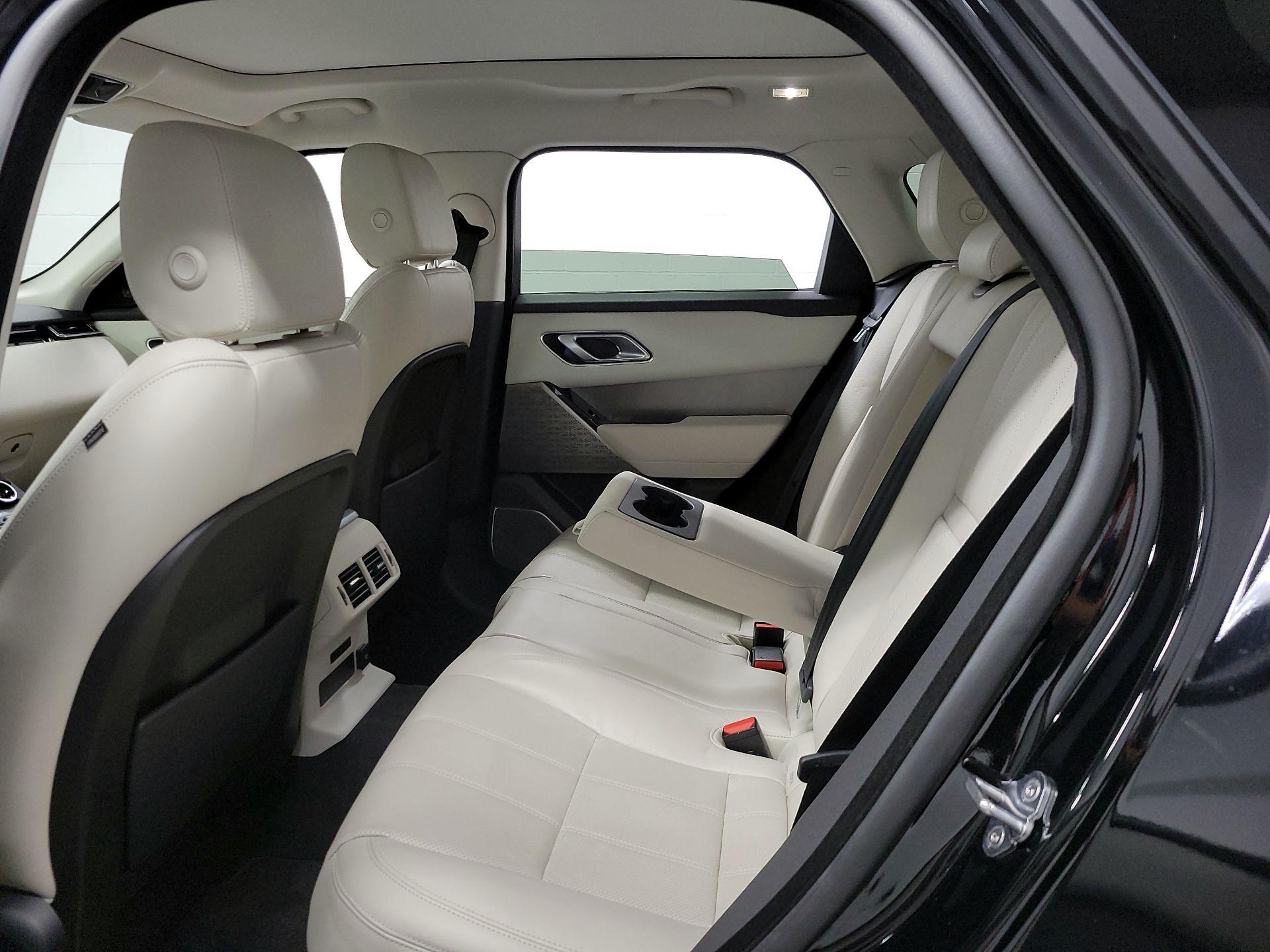 Thumbnail: 2020 Land Rover Range Rover Velar - 17