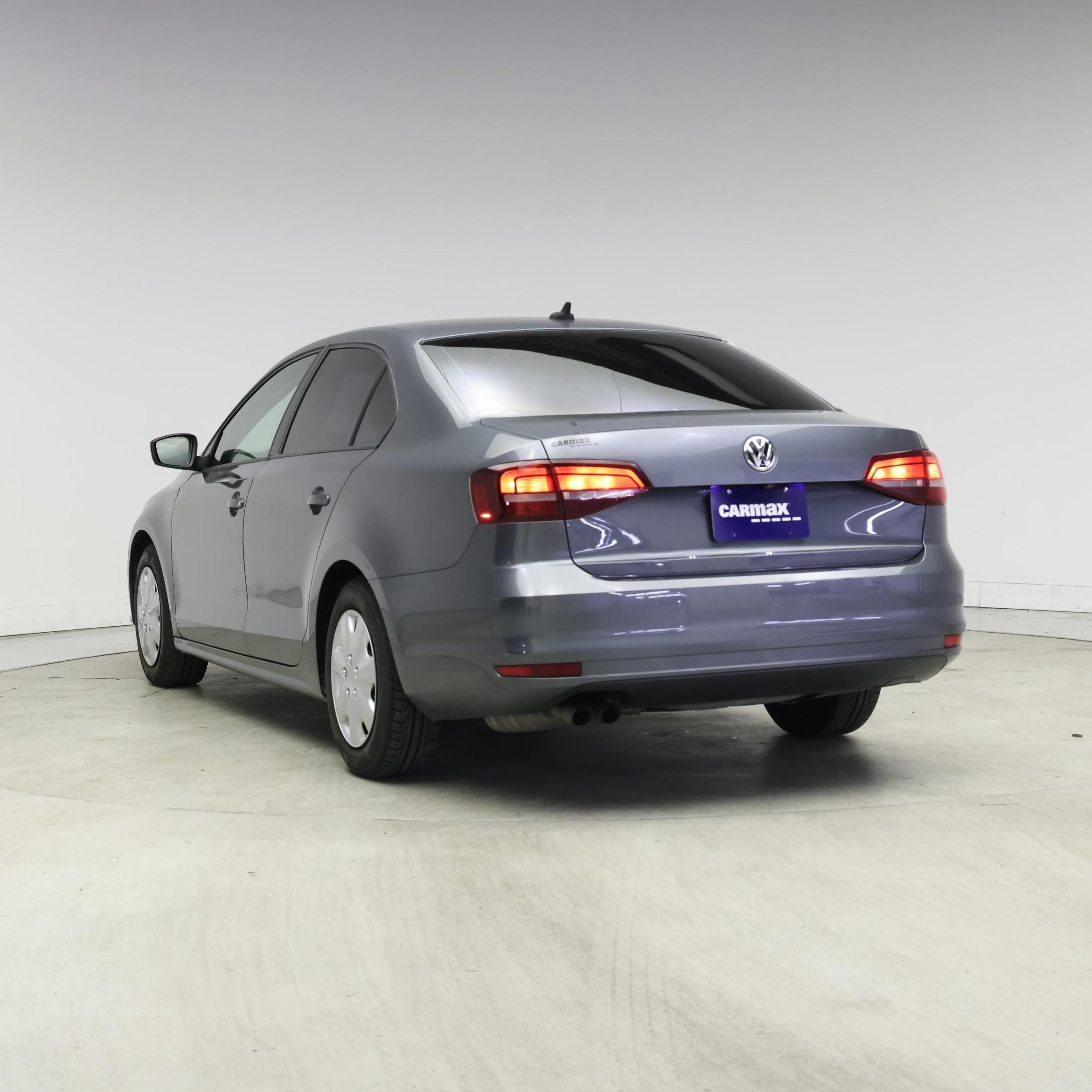 Thumbnail: 2016 Volkswagen Jetta - 2