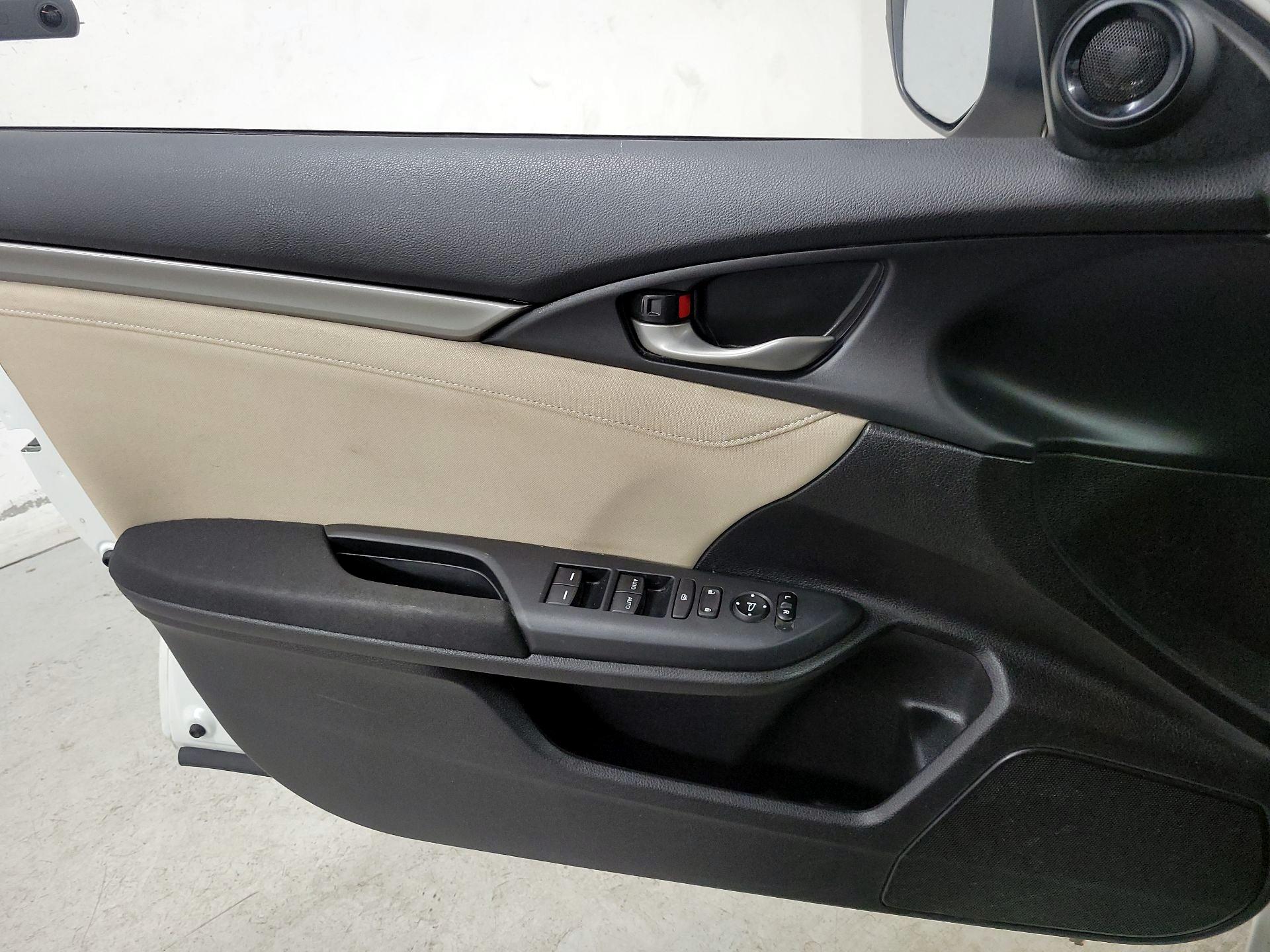 Thumbnail: 2018 Honda Civic - 12