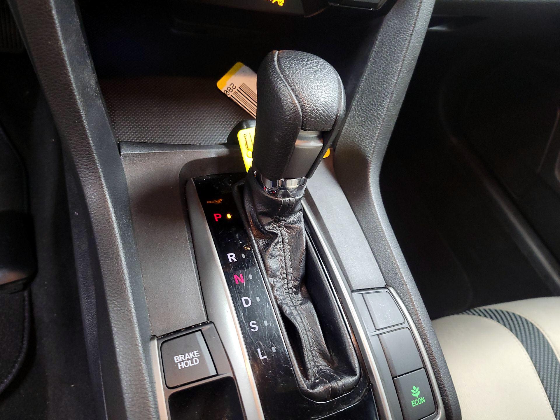 Thumbnail: 2018 Honda Civic - 15