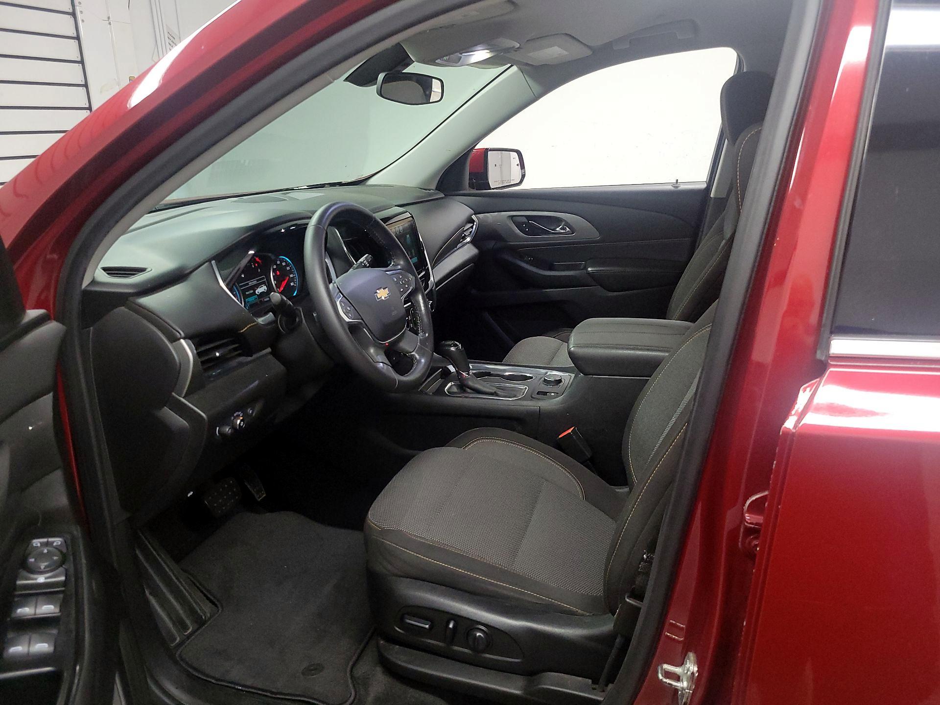 Thumbnail: 2019 Chevrolet Traverse - 11