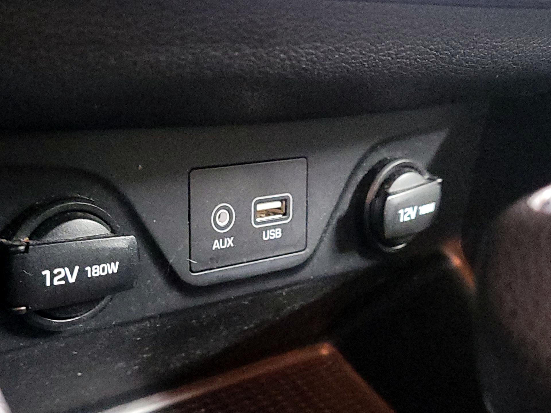 Thumbnail: 2019 Hyundai Tucson - 18