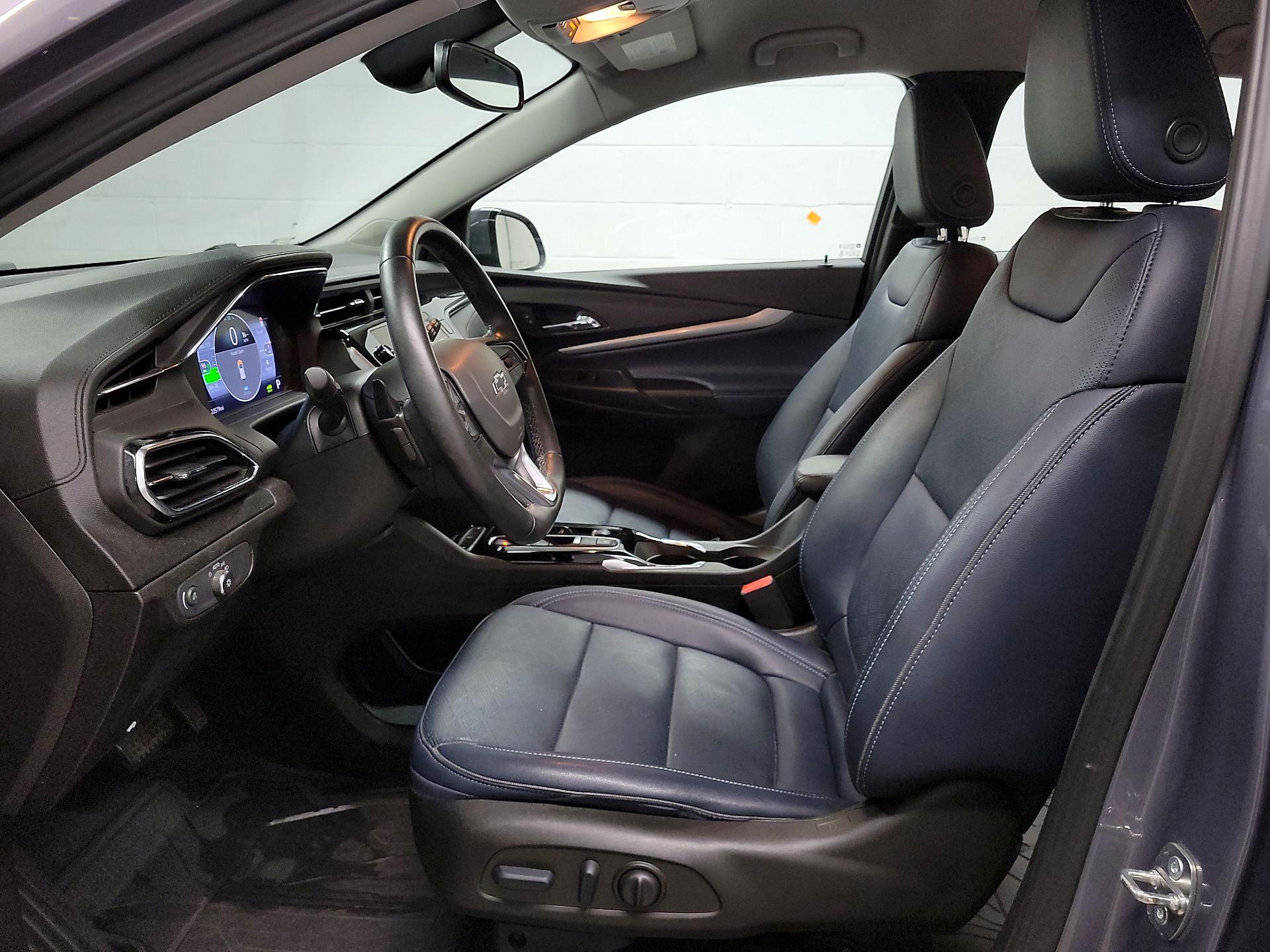 Thumbnail: 2023 Chevrolet Bolt EUV - 11