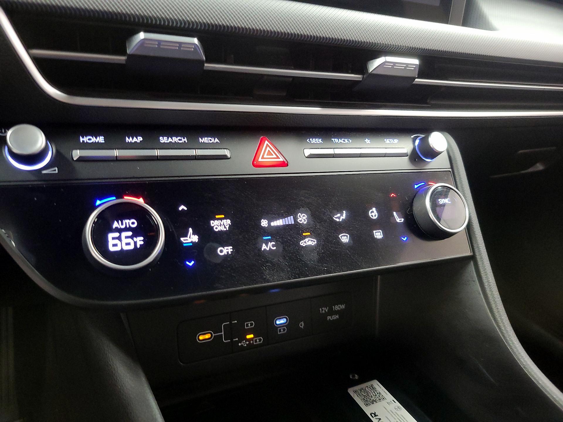 Thumbnail: 2024 Hyundai Sonata - 16