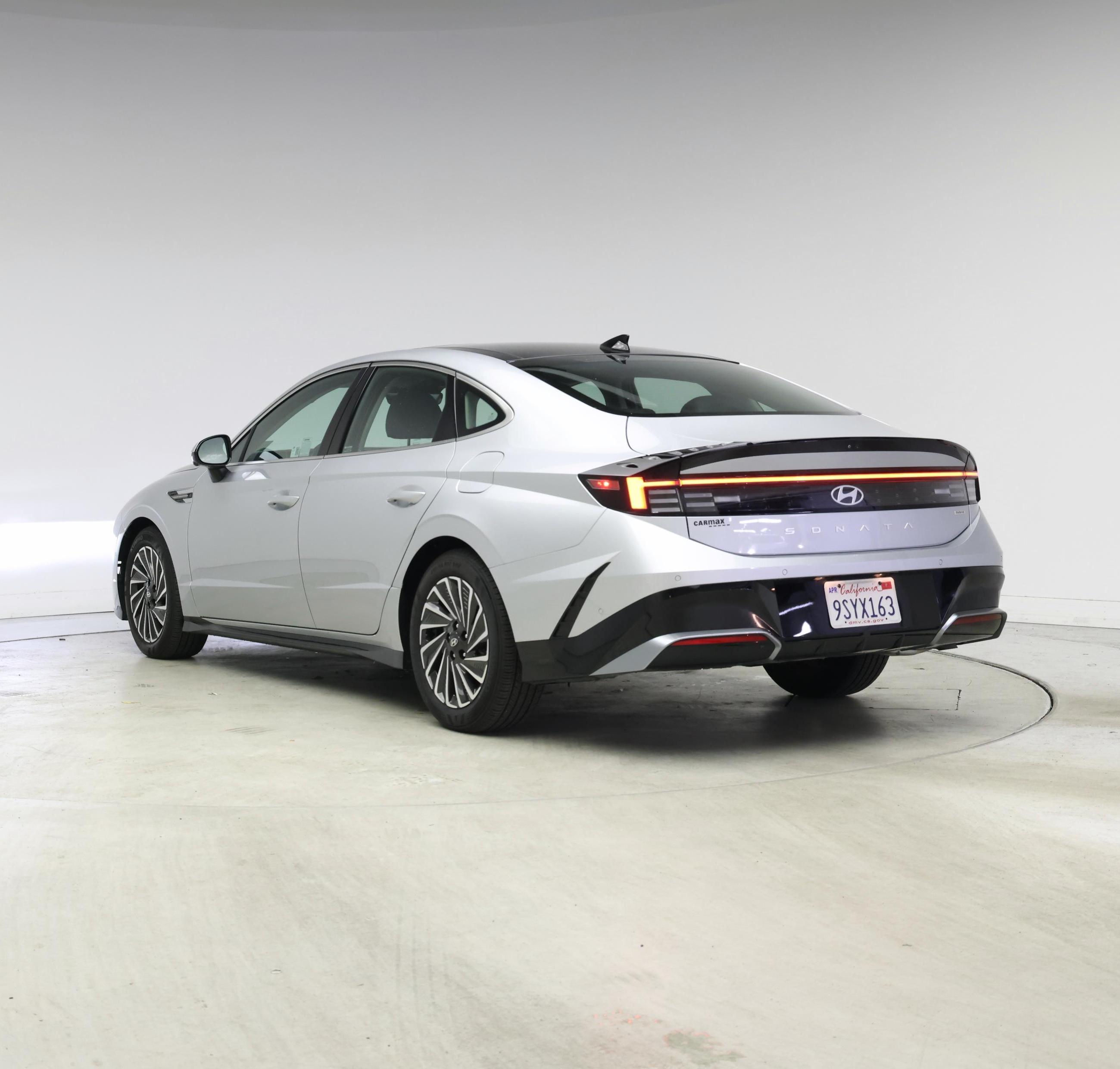 Thumbnail: 2024 Hyundai Sonata - 2