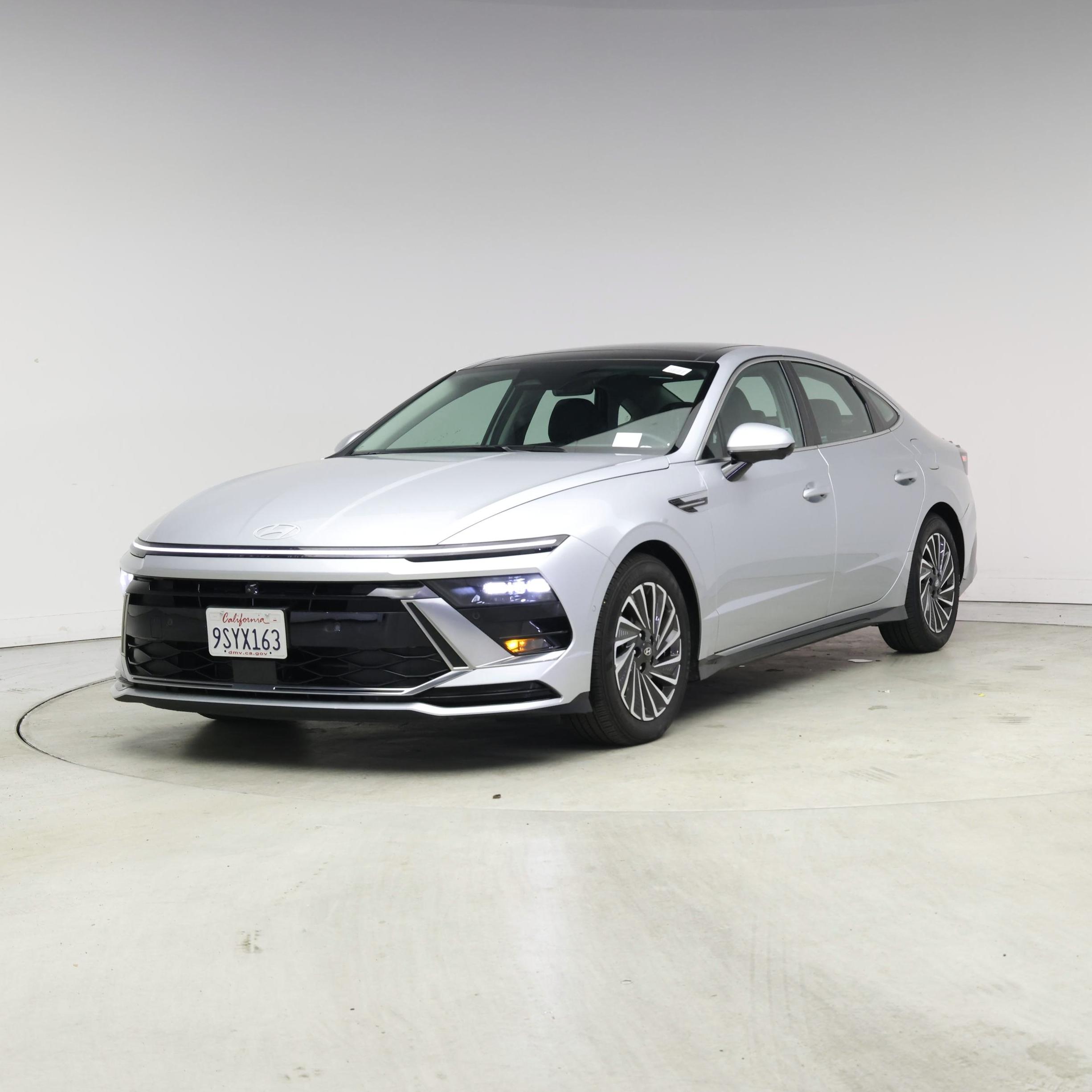 Thumbnail: 2024 Hyundai Sonata - 4