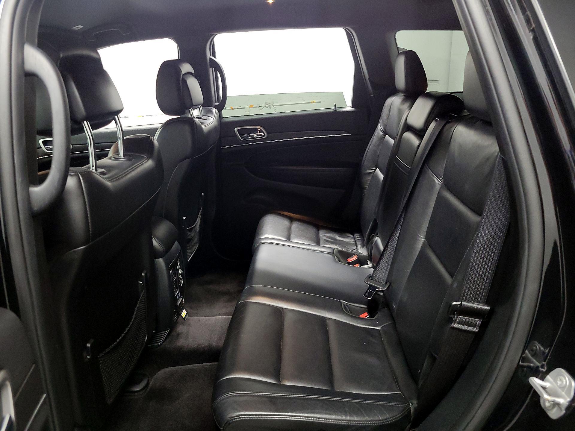 Thumbnail: 2018 Jeep Grand Cherokee - 18