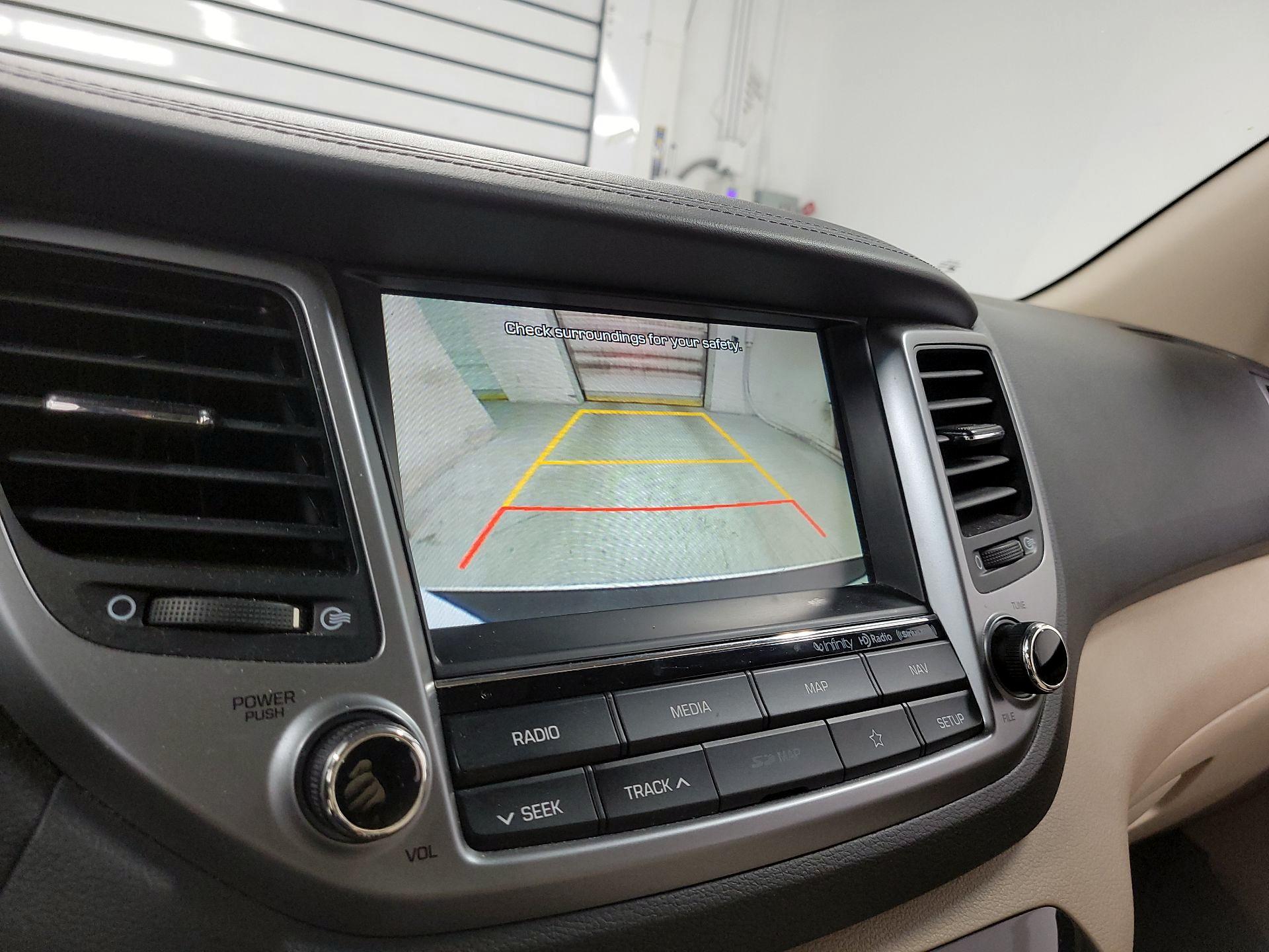 Thumbnail: 2018 Hyundai Tucson - 15