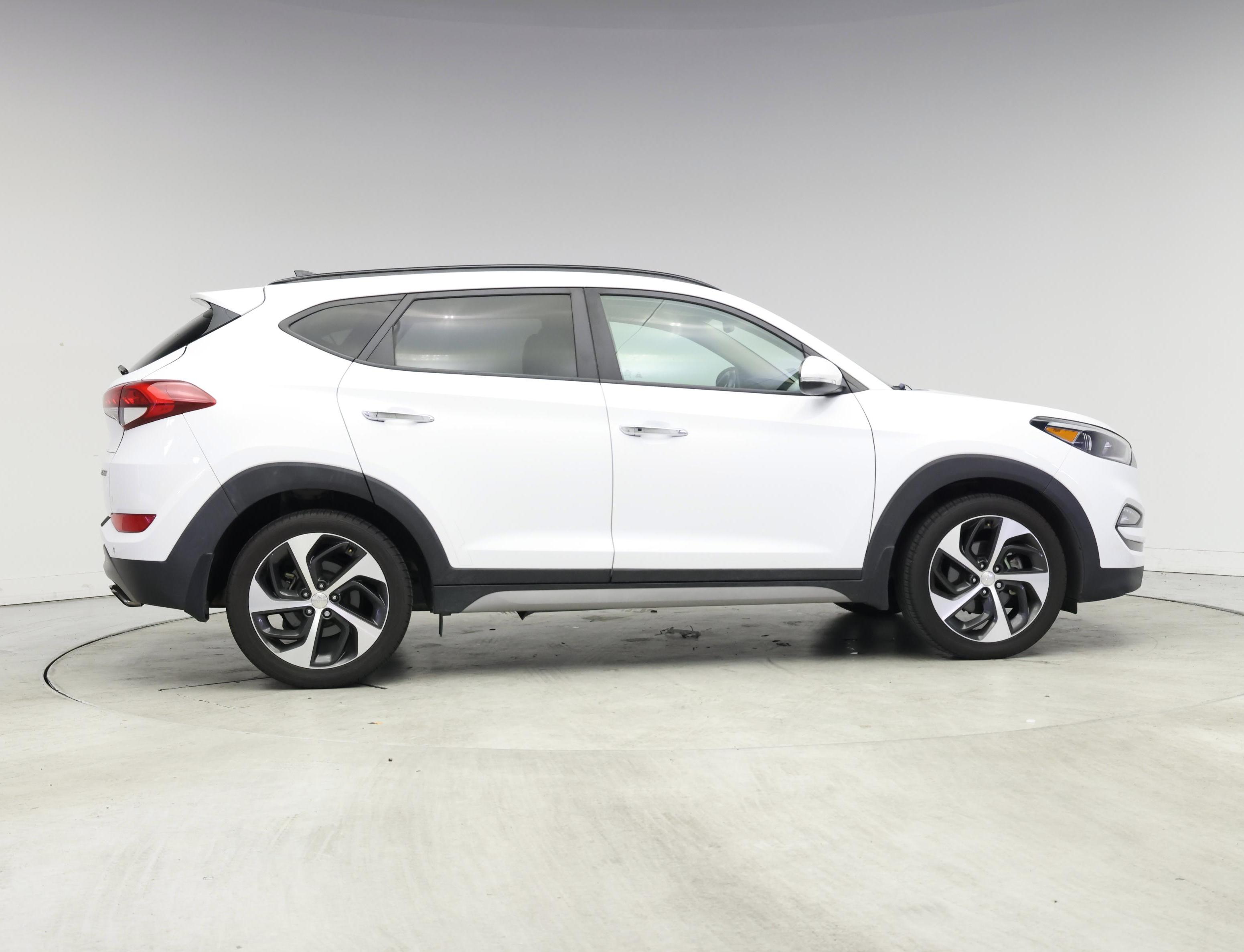 Thumbnail: 2018 Hyundai Tucson - 7