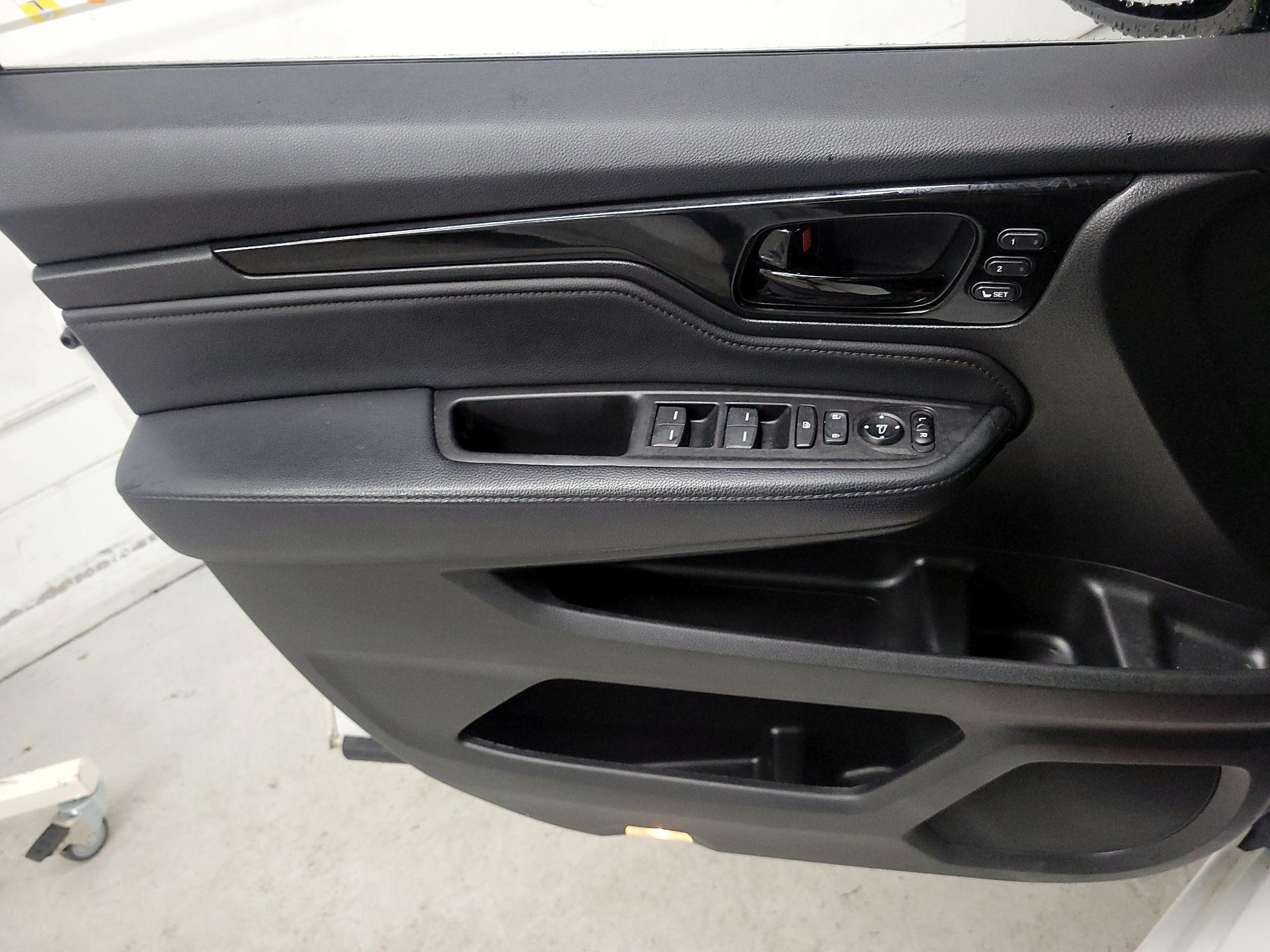 Thumbnail: 2021 Honda Odyssey - 12