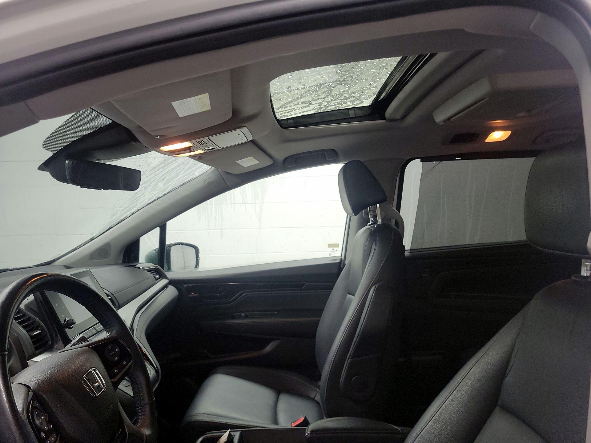 Thumbnail: 2021 Honda Odyssey - 18