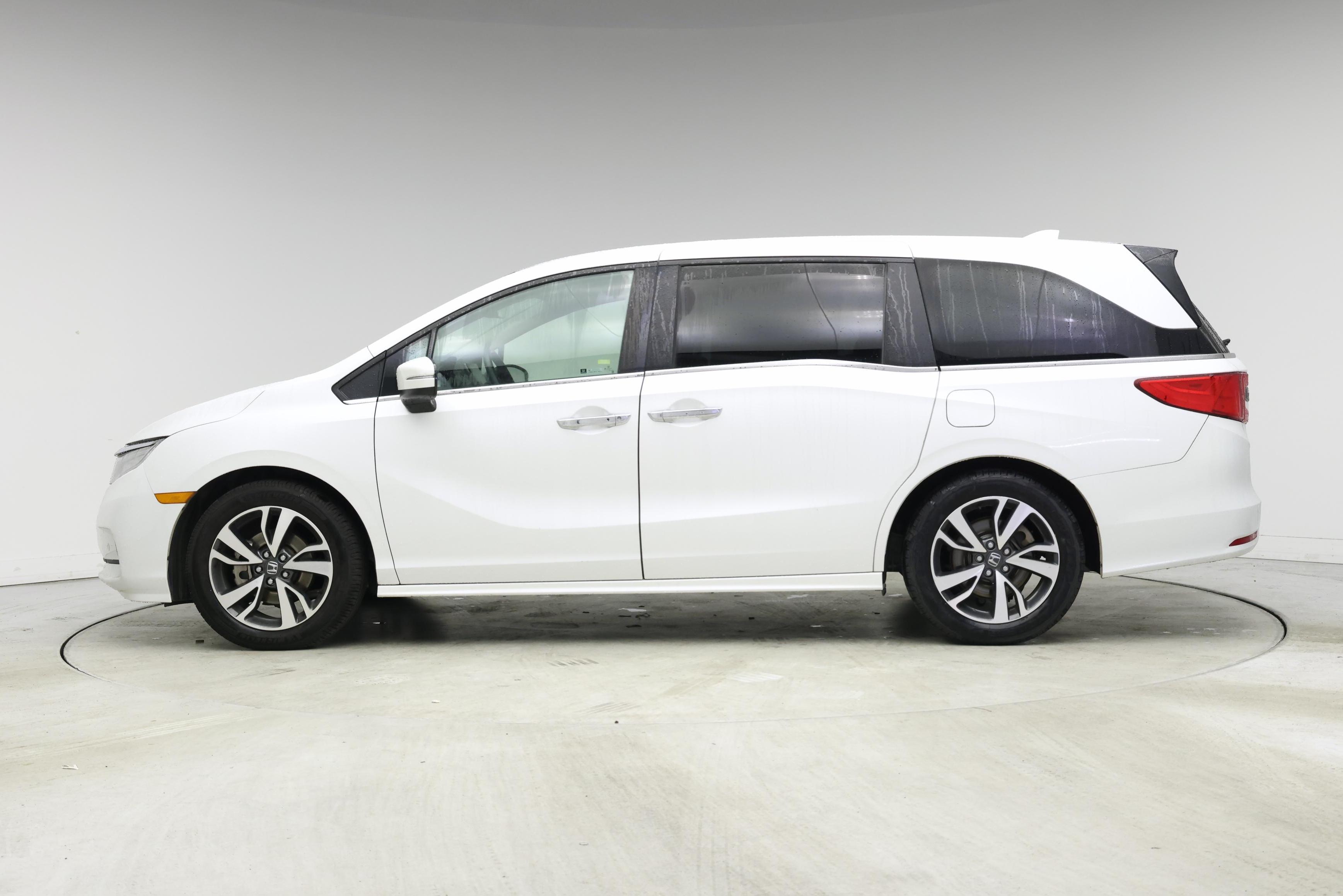 Thumbnail: 2021 Honda Odyssey - 3