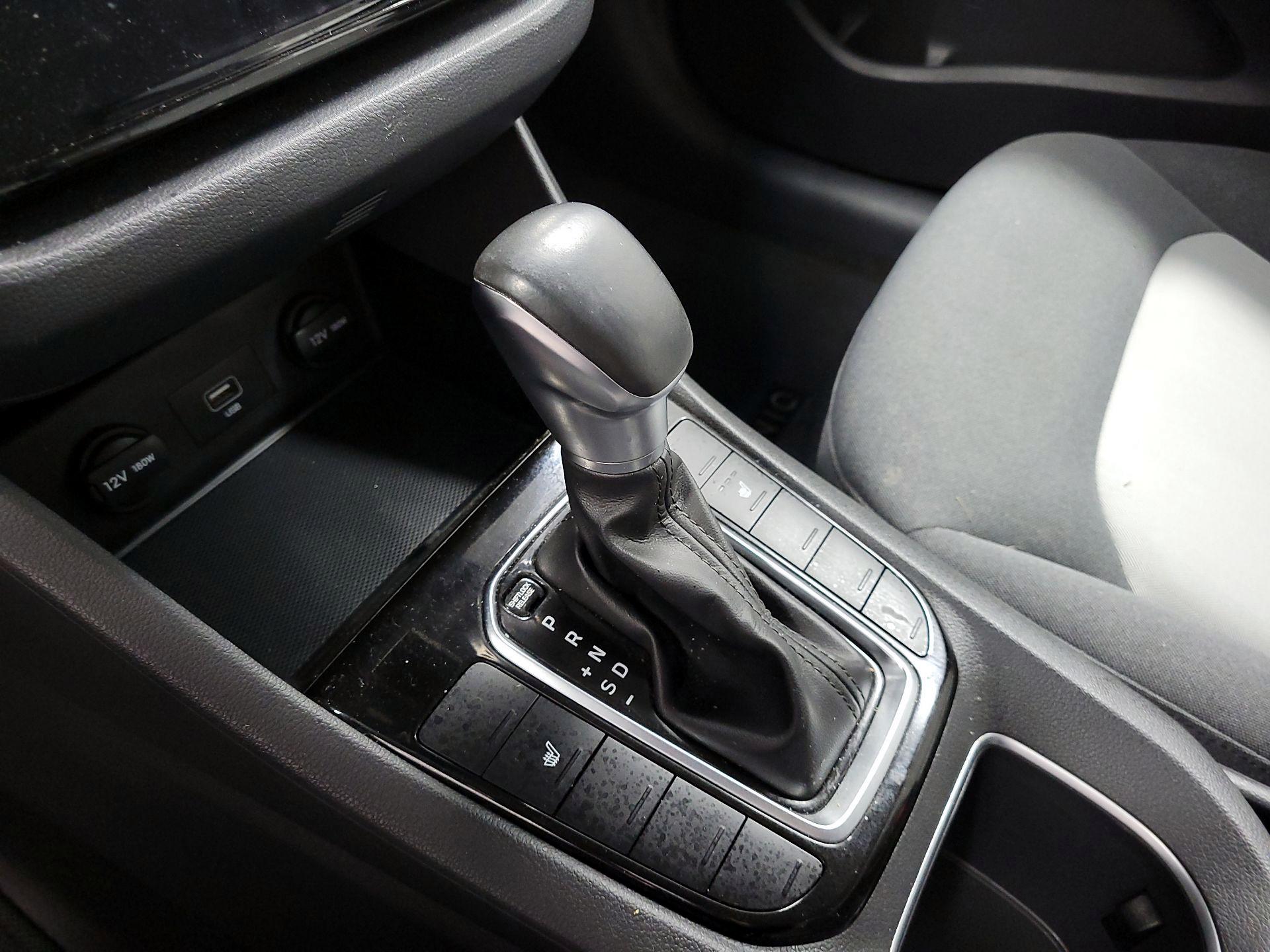 Thumbnail: 2020 Hyundai Ioniq - 17