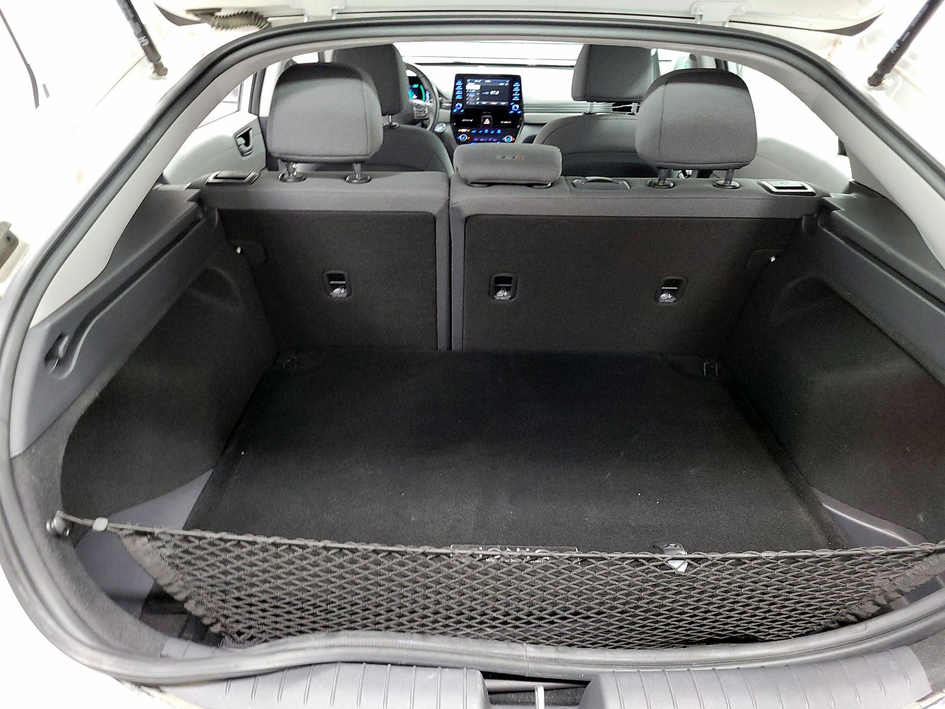 Thumbnail: 2020 Hyundai Ioniq - 20