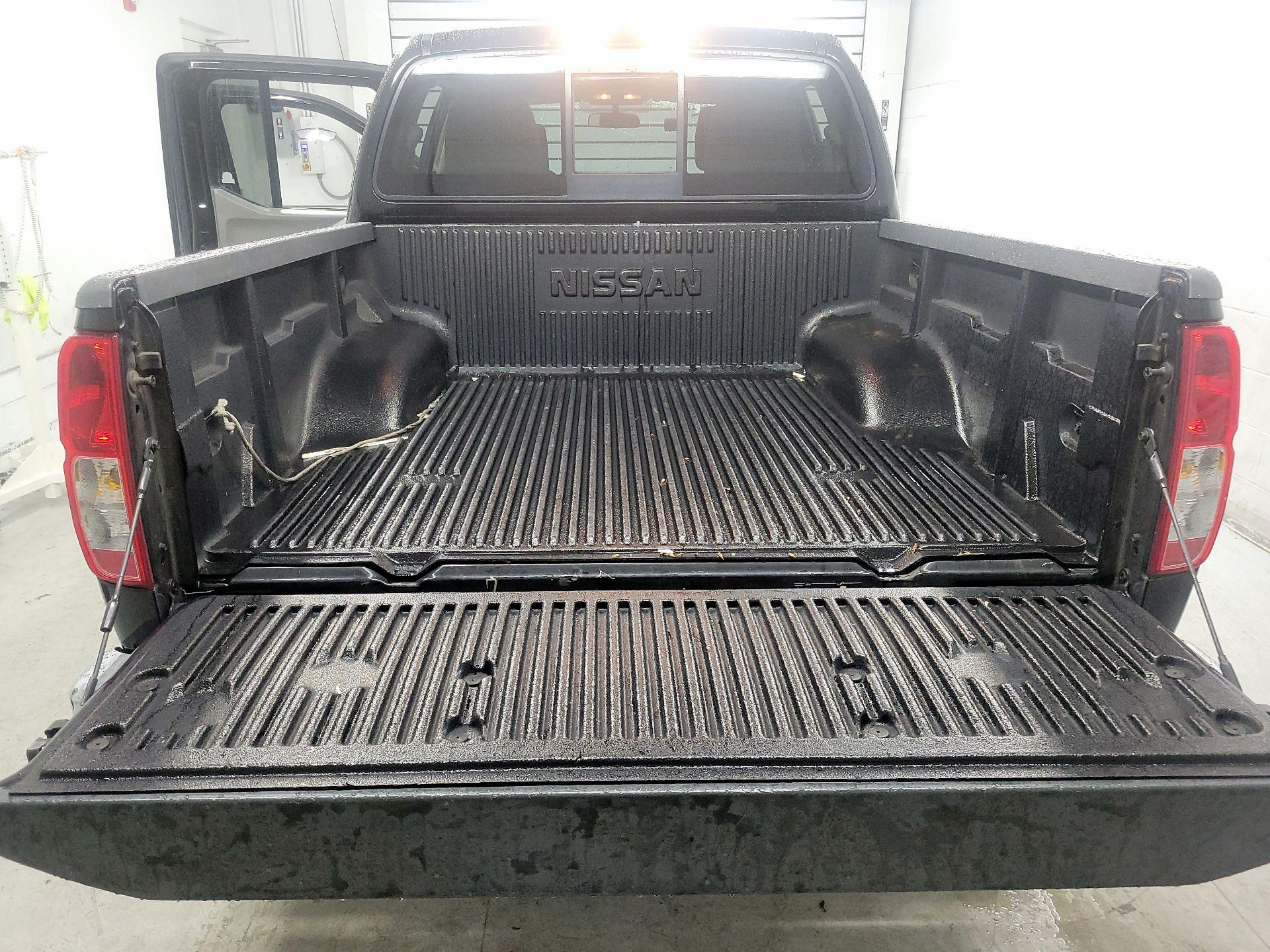 Thumbnail: 2018 Nissan Frontier - 19