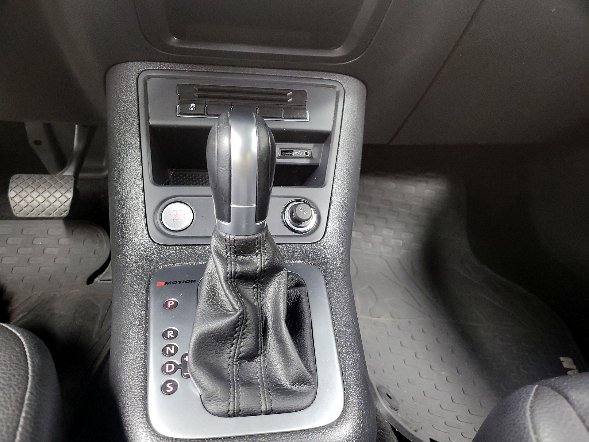 Thumbnail: 2017 Volkswagen Tiguan - 17