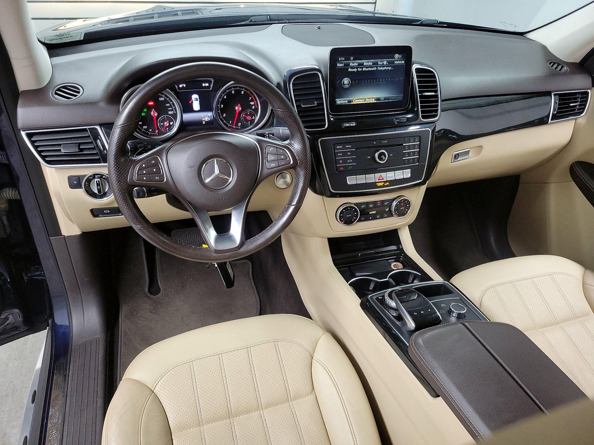 Thumbnail: 2017 Mercedes-Benz GLE - 9