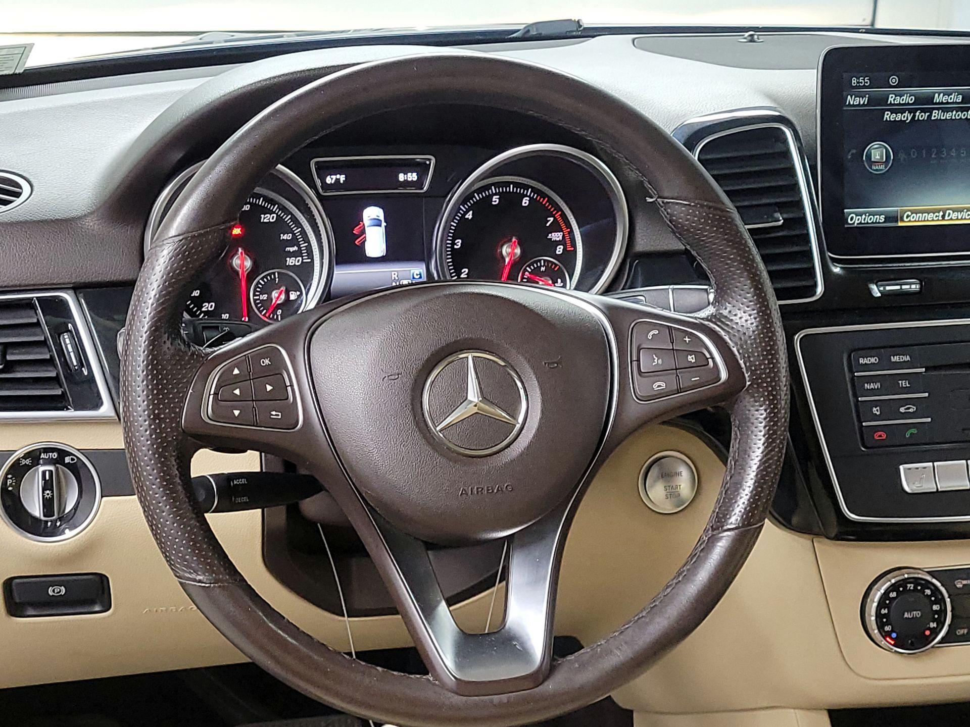 Thumbnail: 2017 Mercedes-Benz GLE - 10