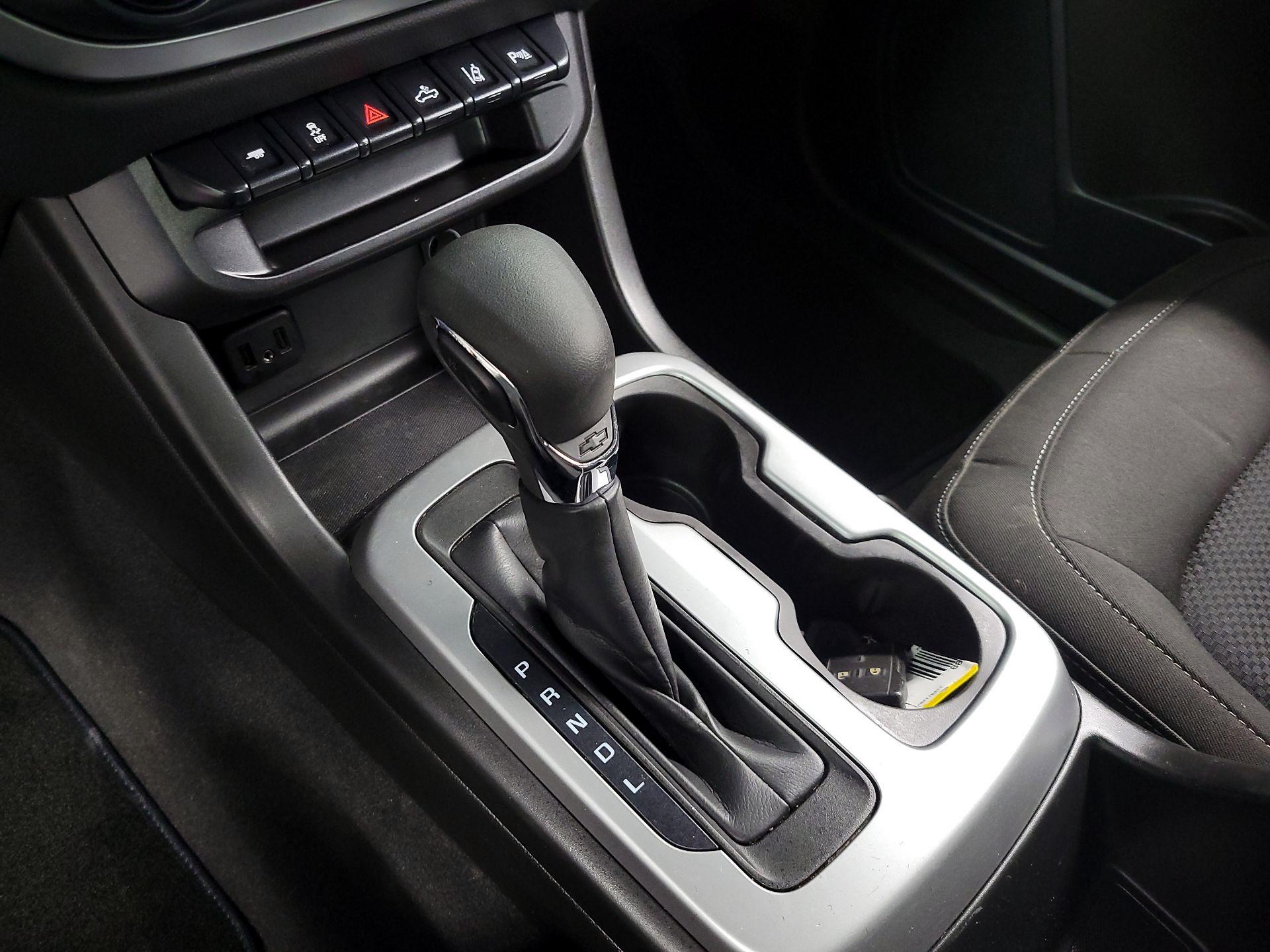 Thumbnail: 2022 Chevrolet Colorado - 17