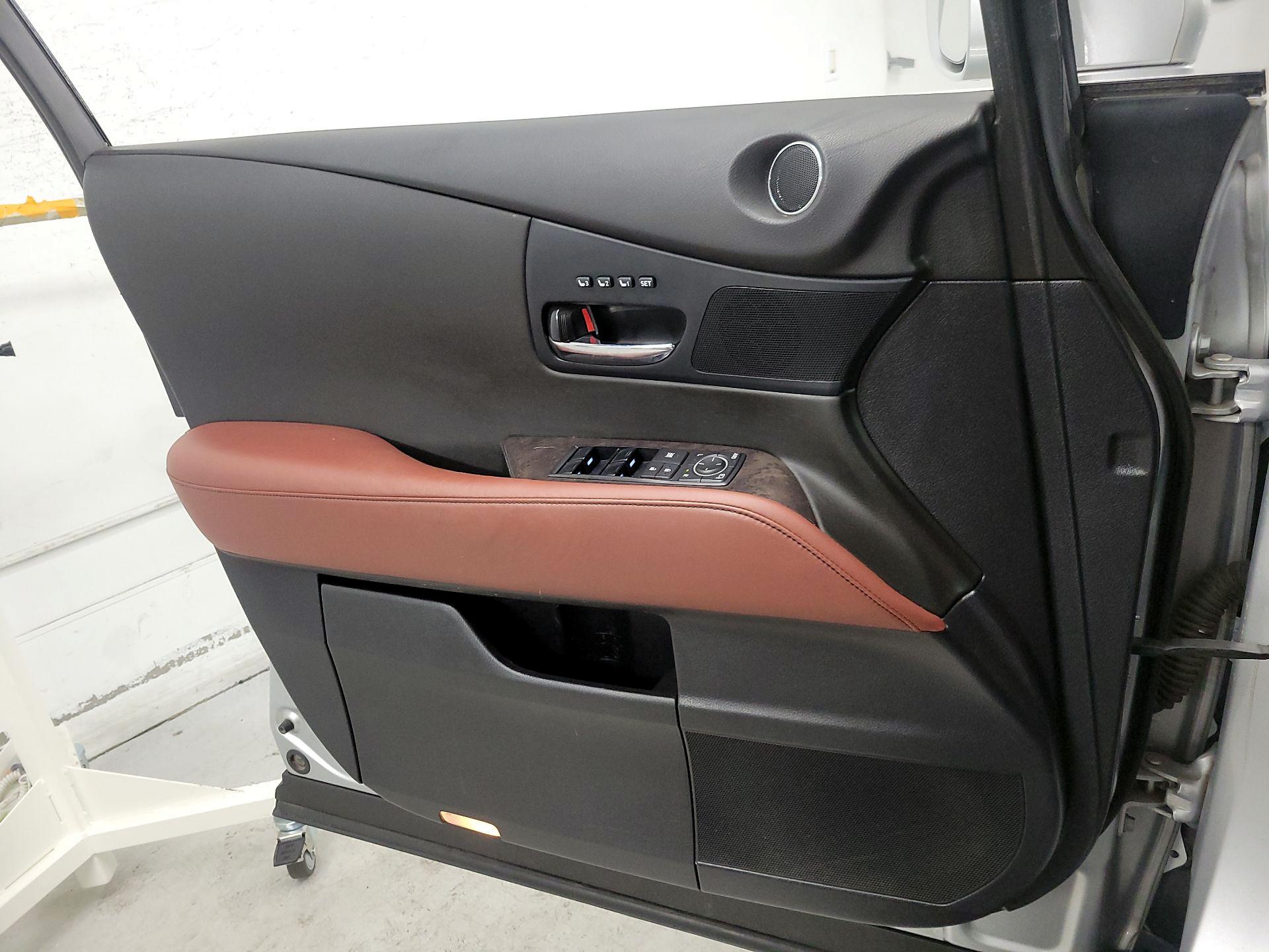 Thumbnail: 2015 Lexus RX - 12