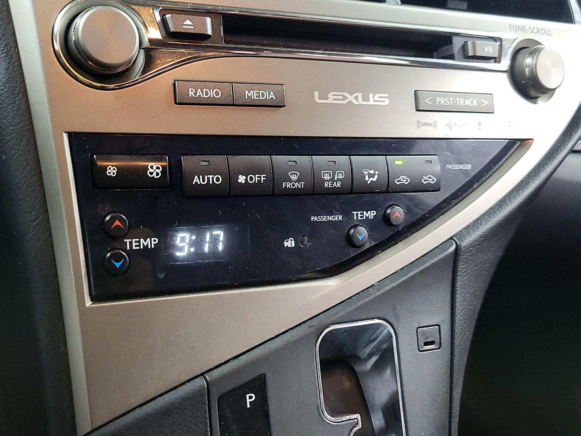 Thumbnail: 2015 Lexus RX - 15