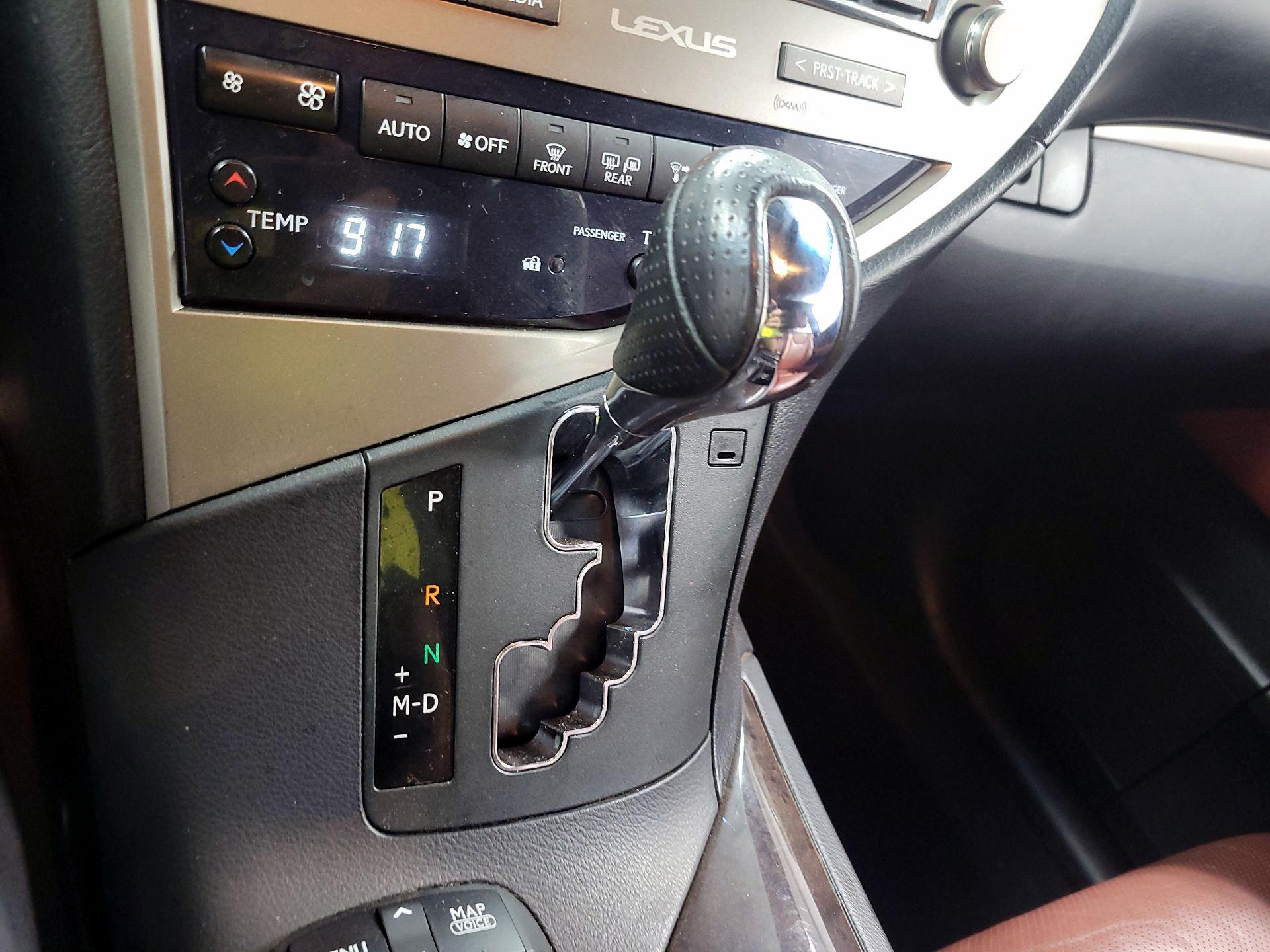 Thumbnail: 2015 Lexus RX - 16