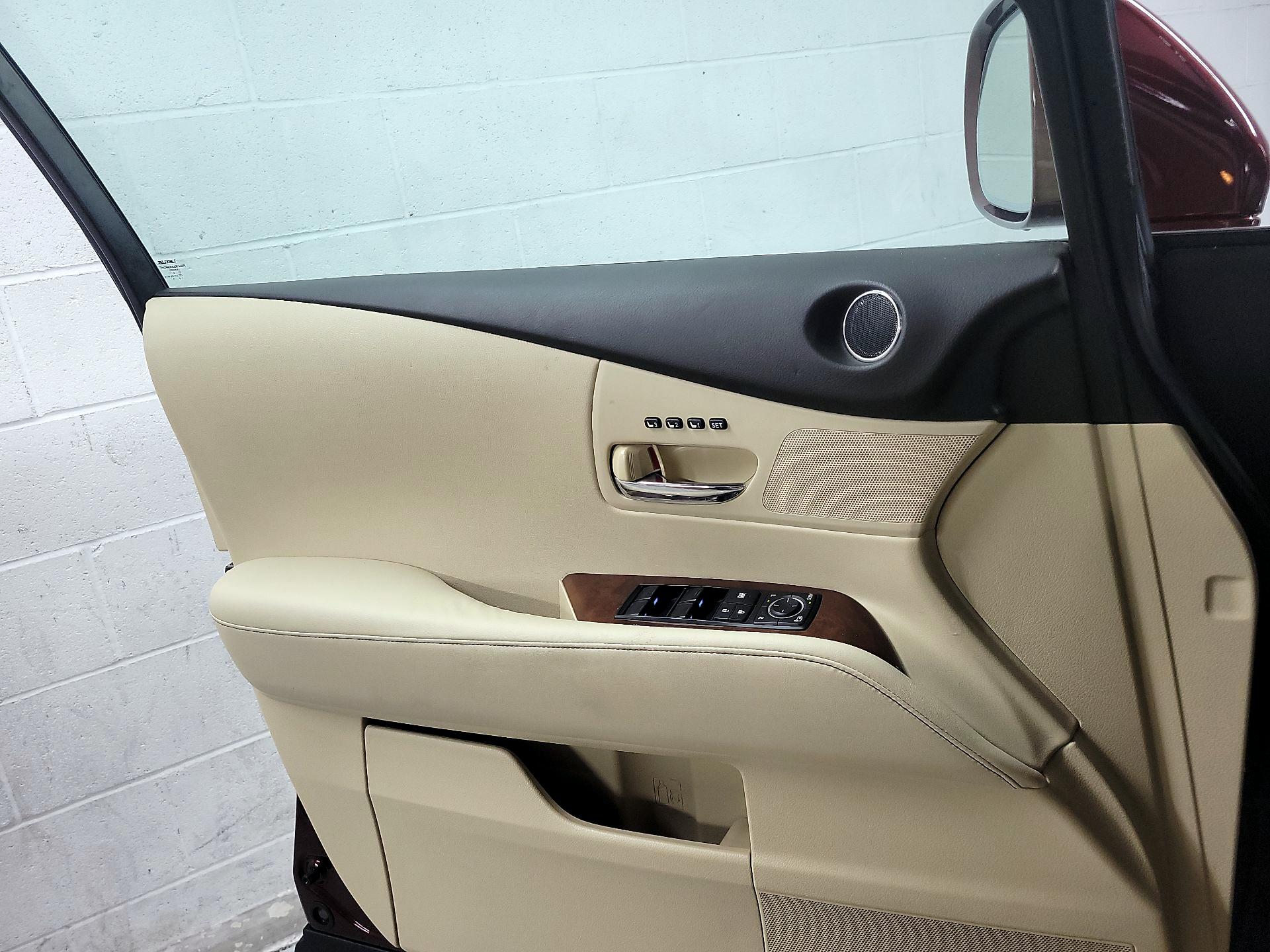 Thumbnail: 2015 Lexus RX - 12