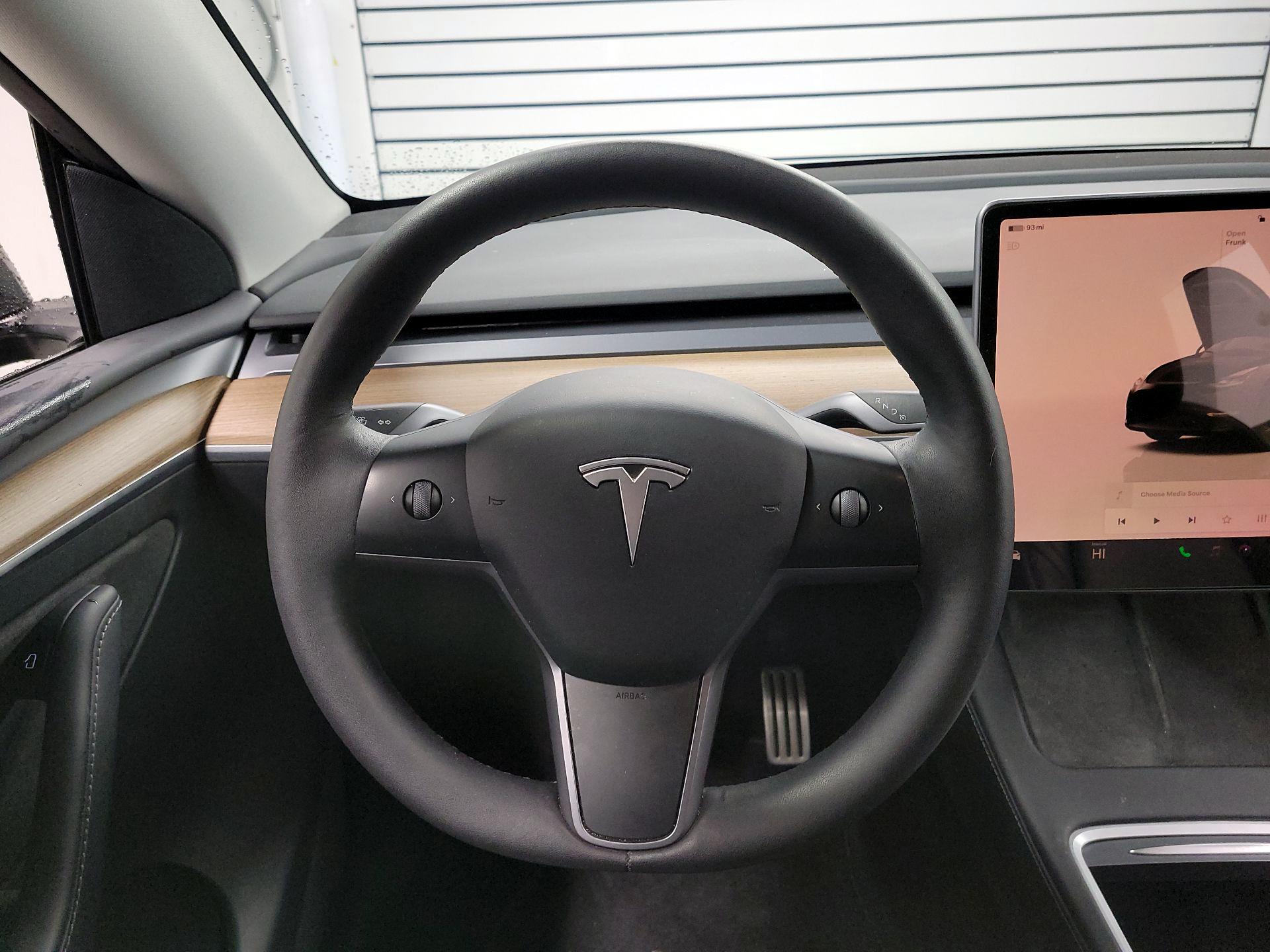 Thumbnail: 2022 Tesla Model Y - 10