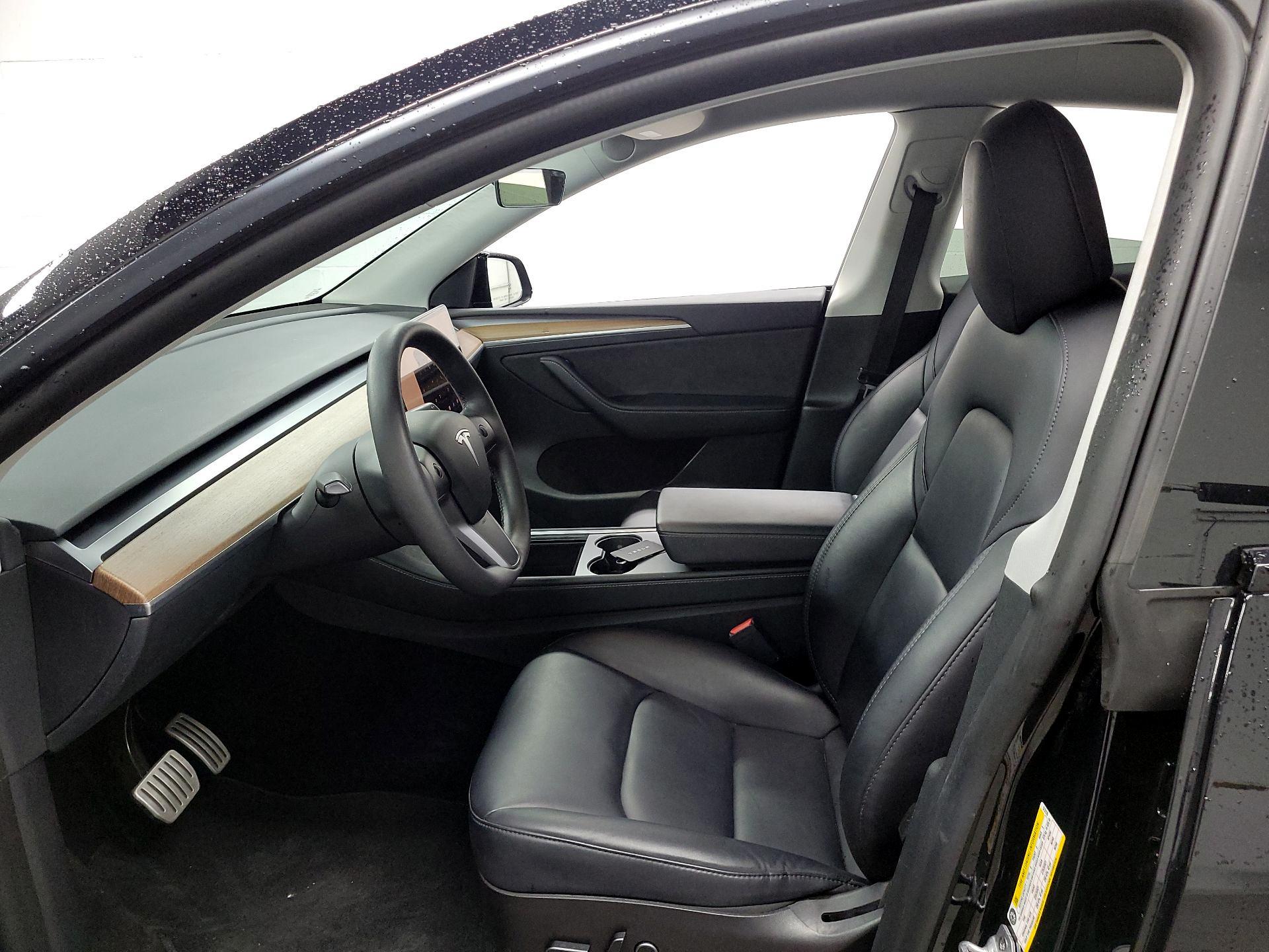 Thumbnail: 2022 Tesla Model Y - 11