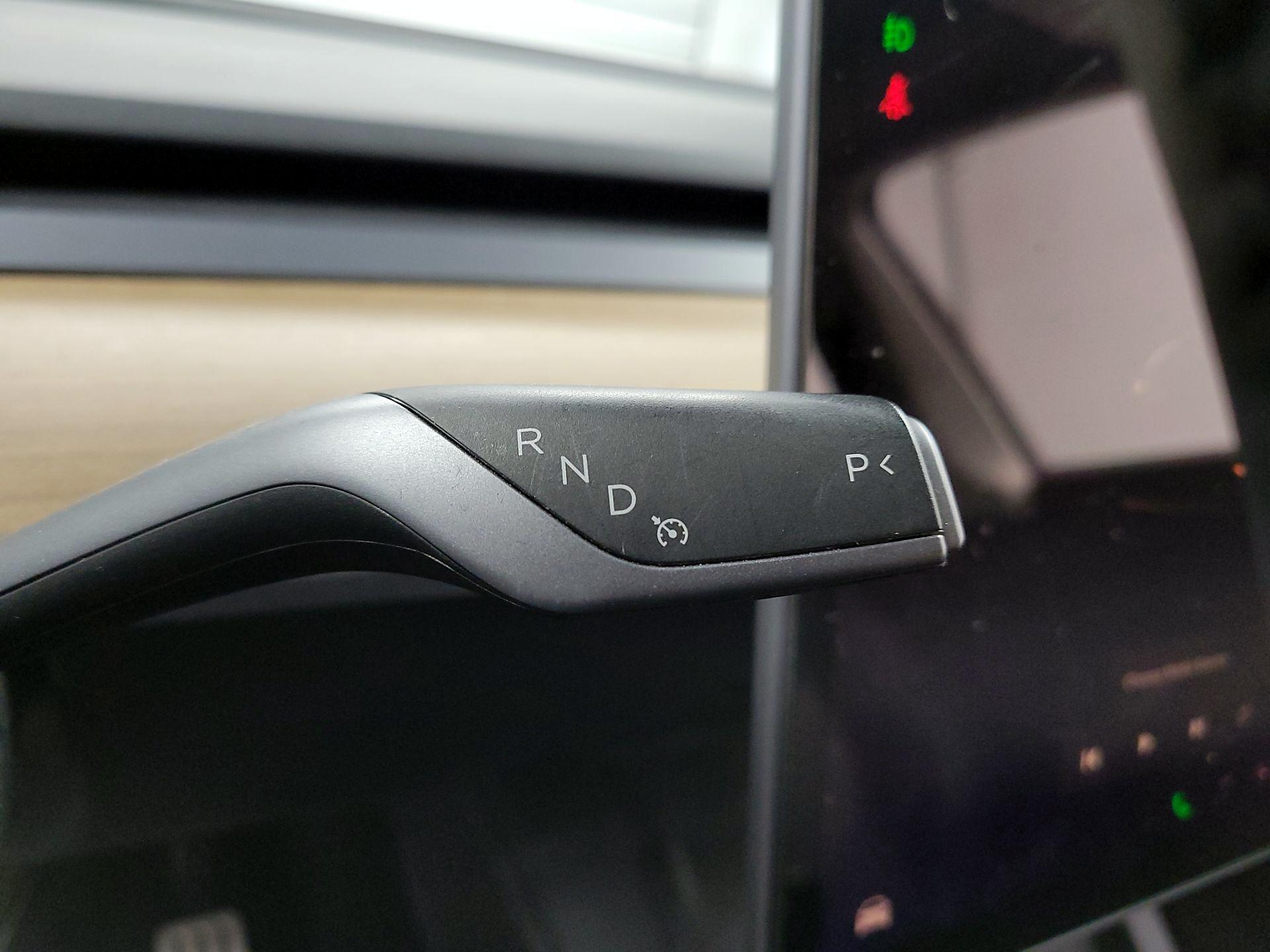 Thumbnail: 2022 Tesla Model Y - 15