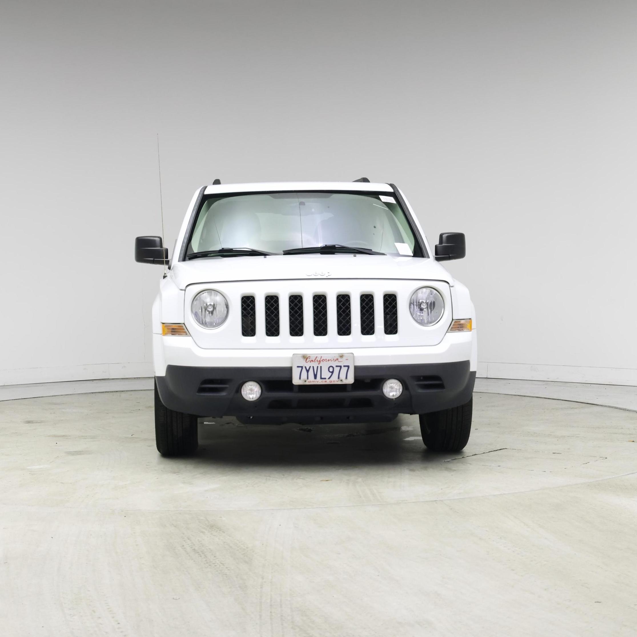 Thumbnail: 2016 Jeep Patriot - 5