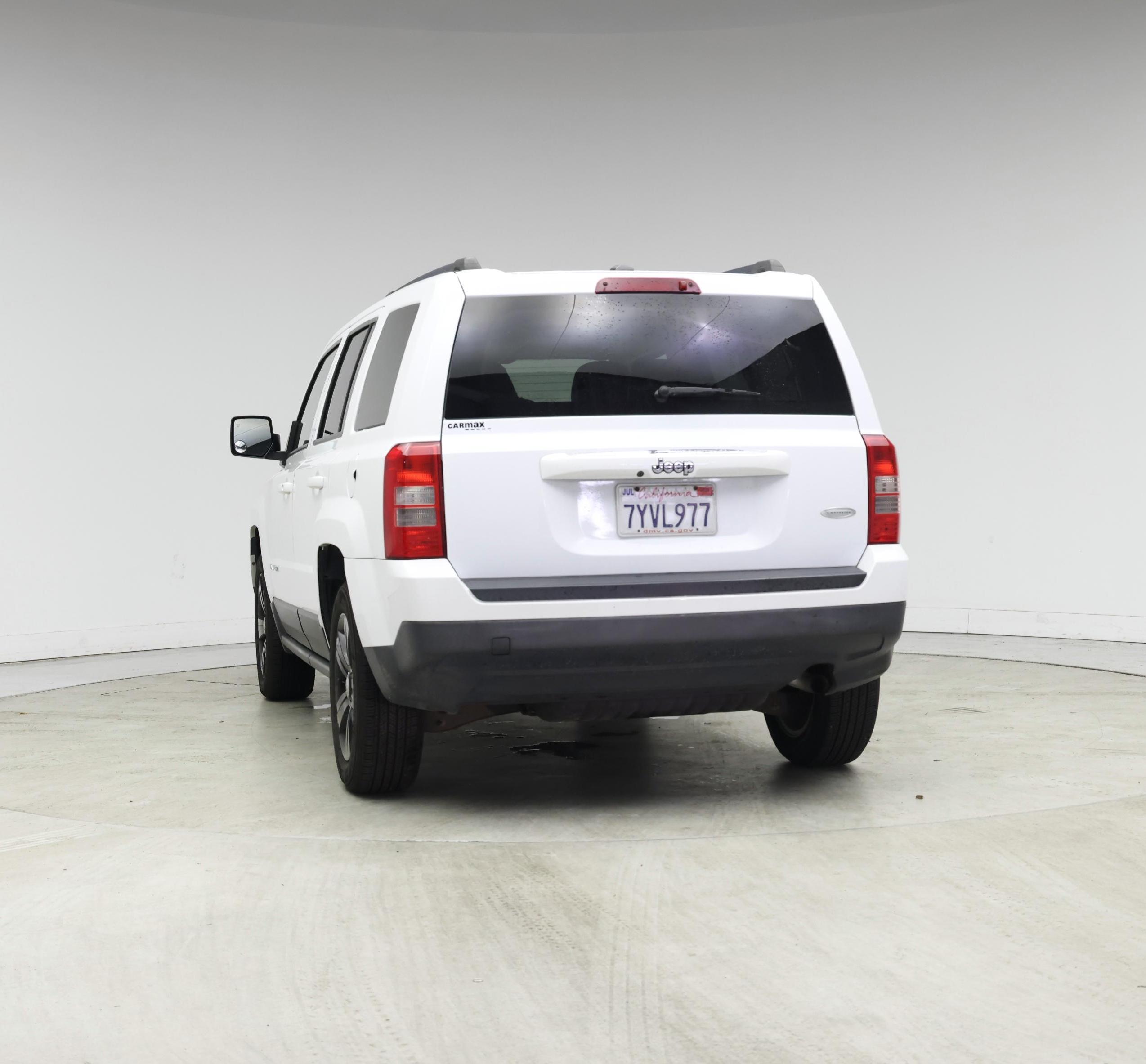 Thumbnail: 2016 Jeep Patriot - 6