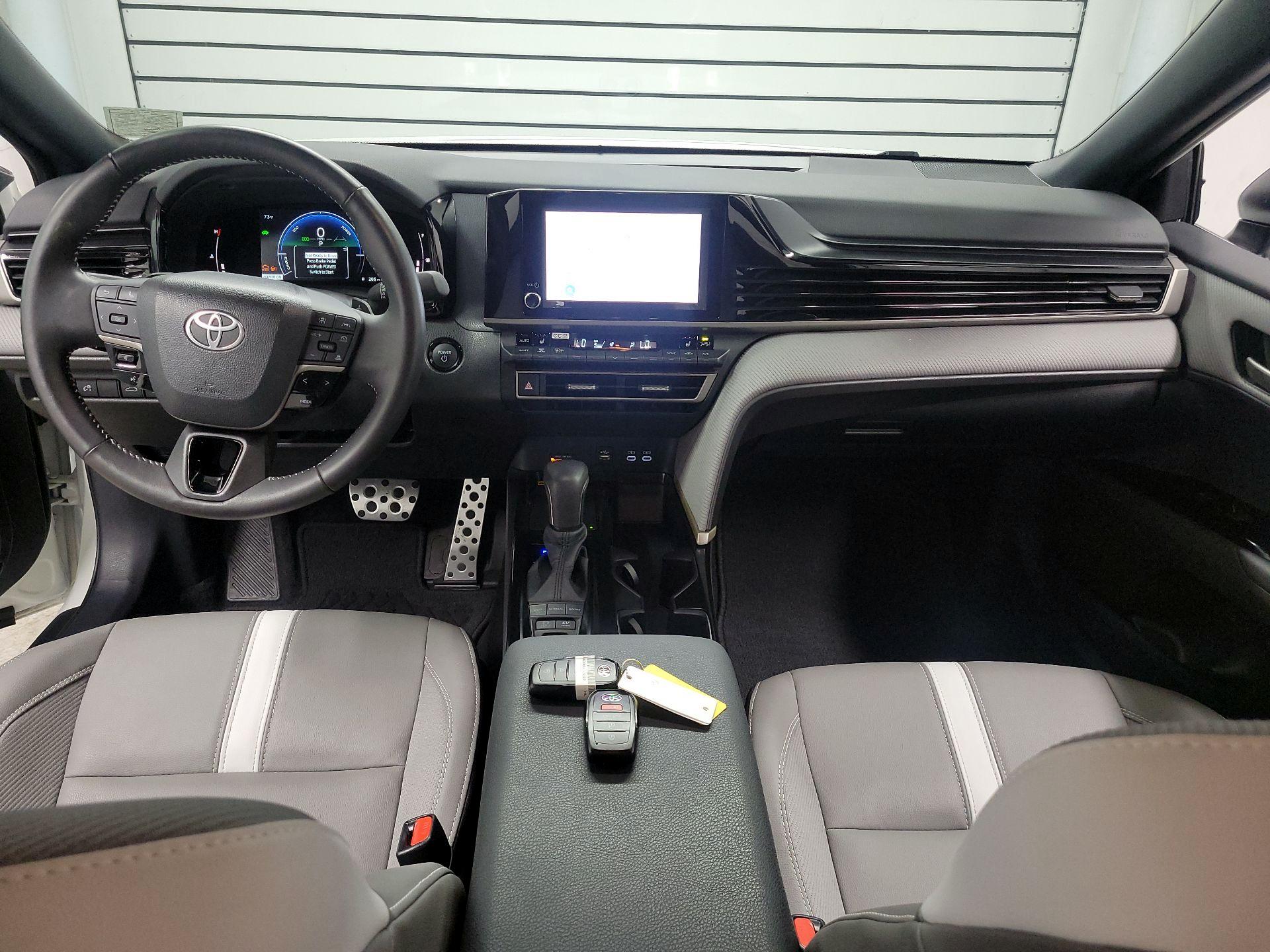 Thumbnail: 2025 Toyota Camry - 9