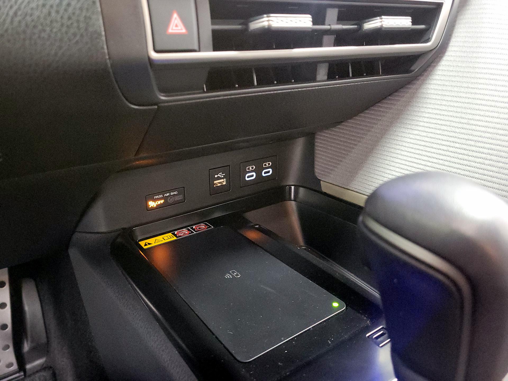 Thumbnail: 2025 Toyota Camry - 18