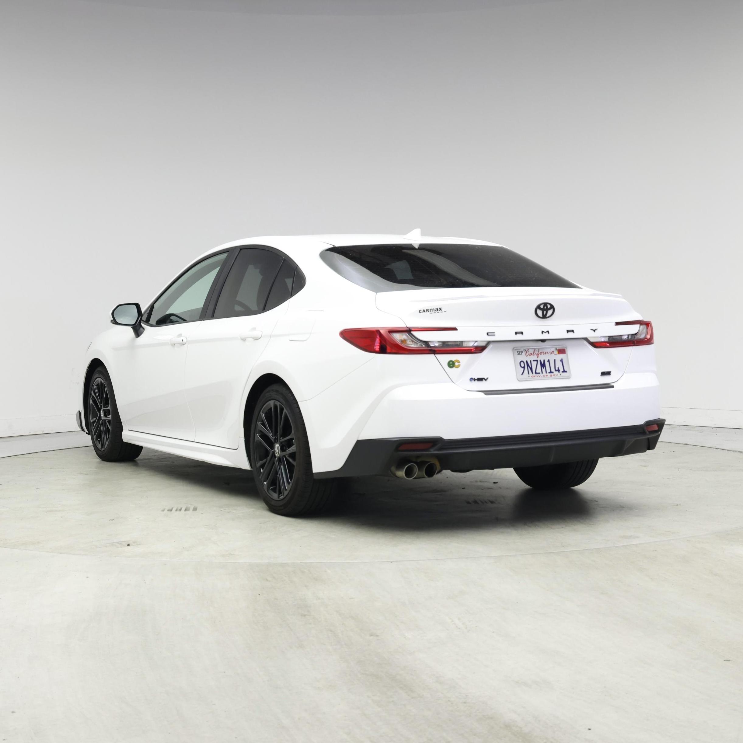 Thumbnail: 2025 Toyota Camry - 2