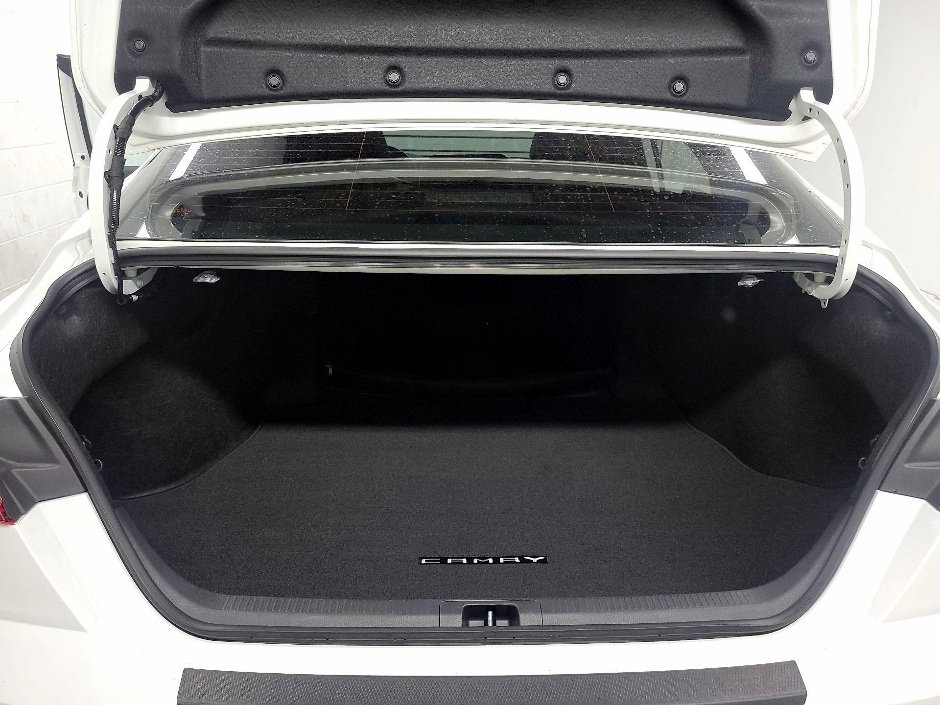 Thumbnail: 2025 Toyota Camry - 20