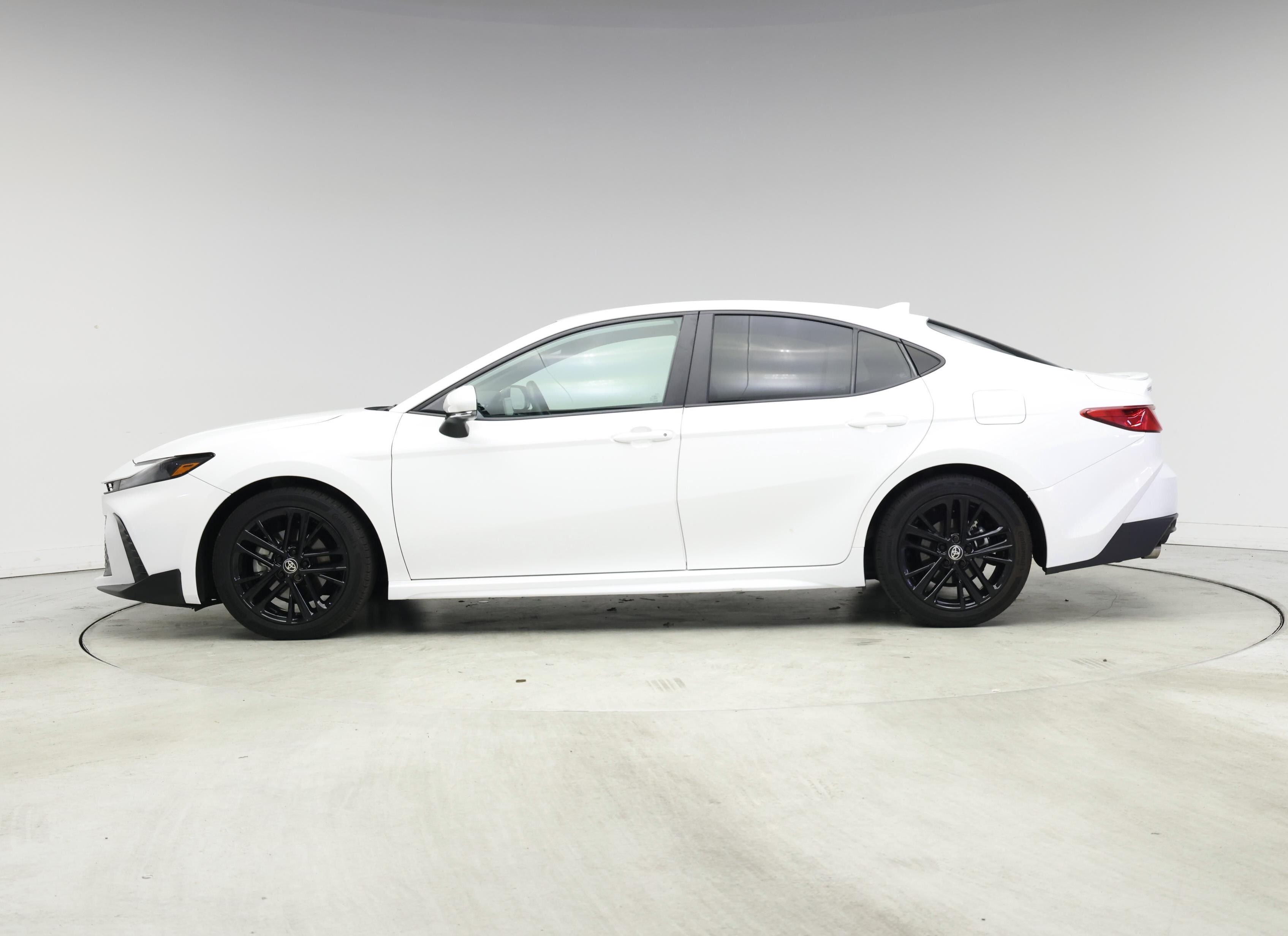 Thumbnail: 2025 Toyota Camry - 3