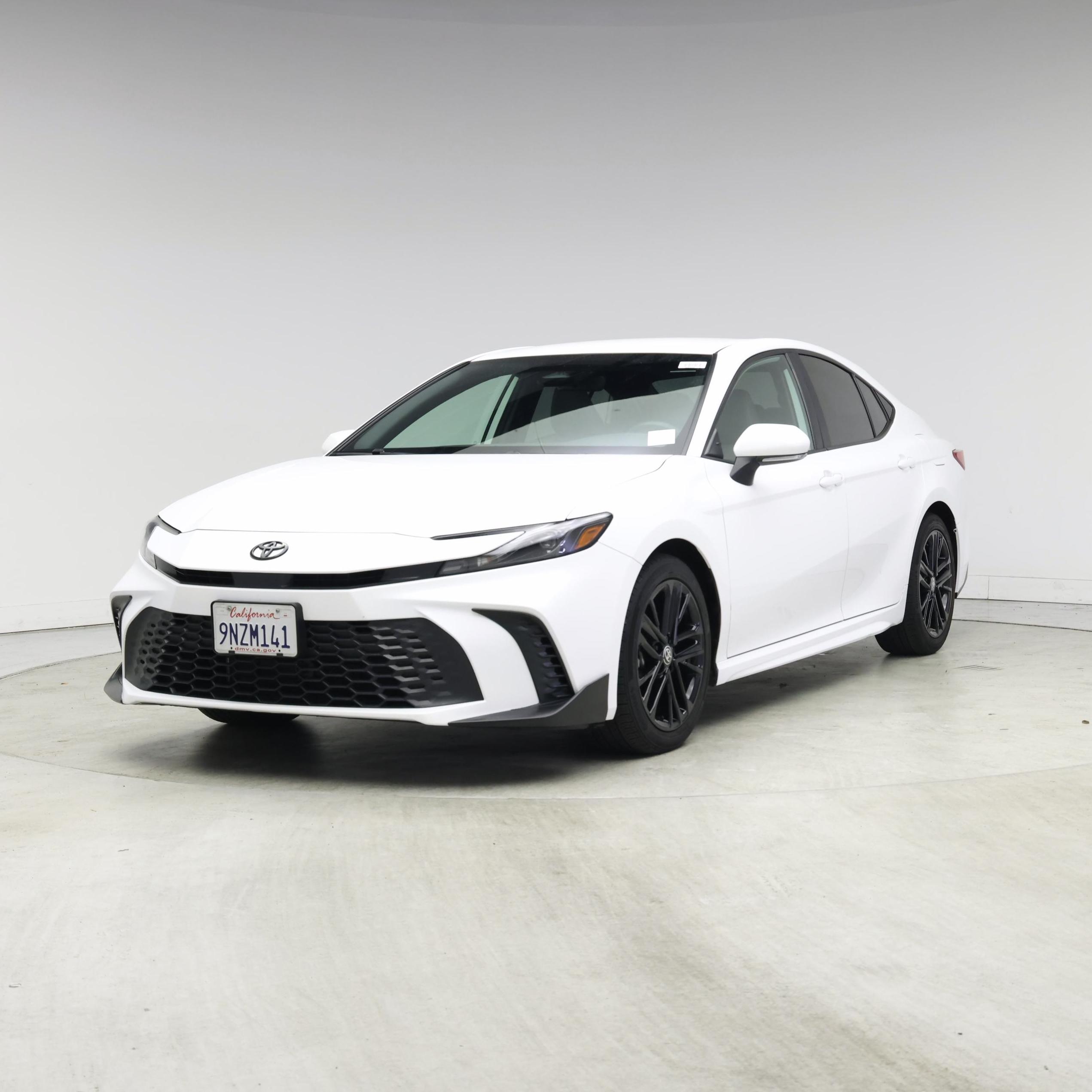 Thumbnail: 2025 Toyota Camry - 4