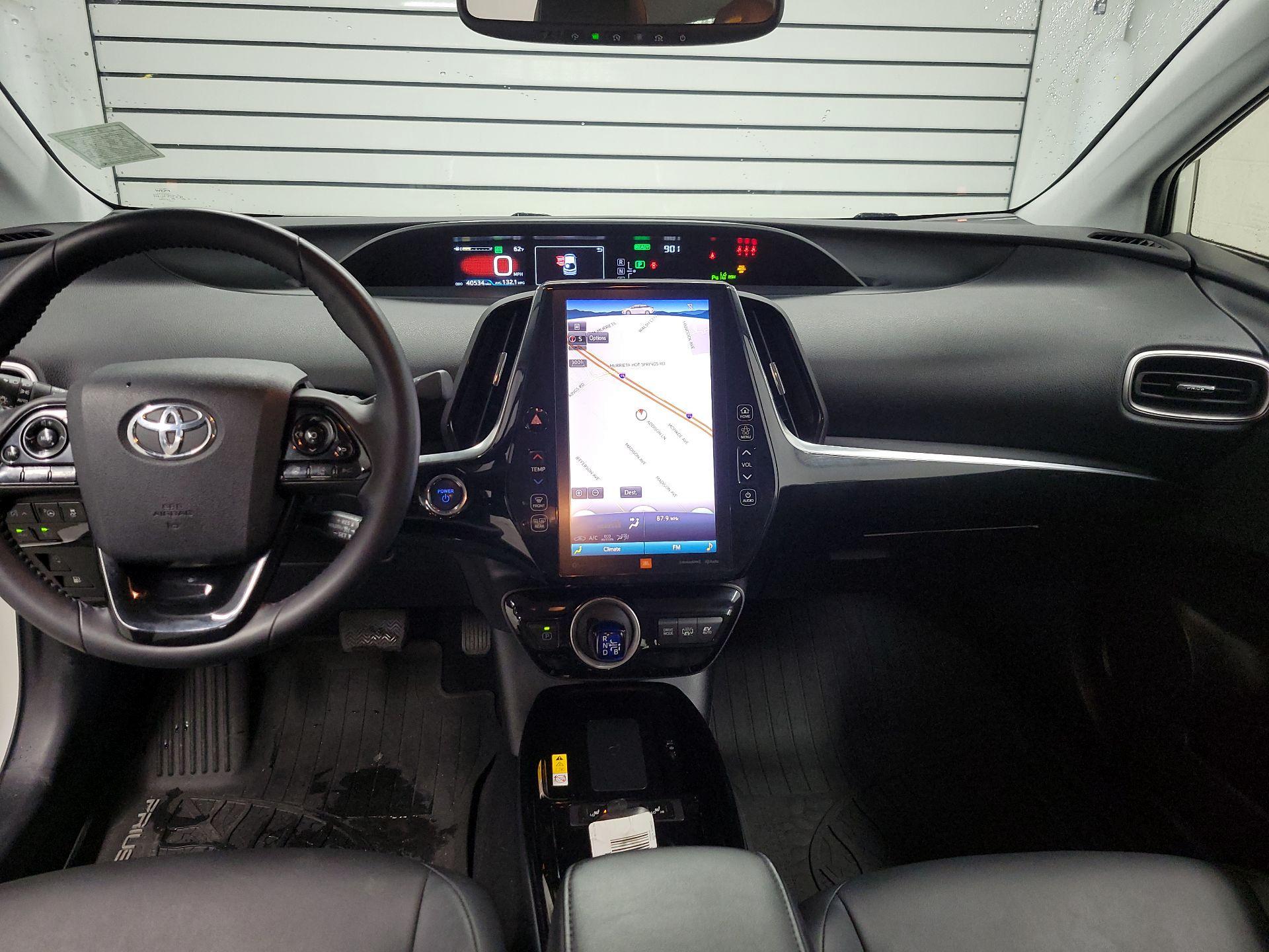 Thumbnail: 2020 Toyota Prius Prime - 9